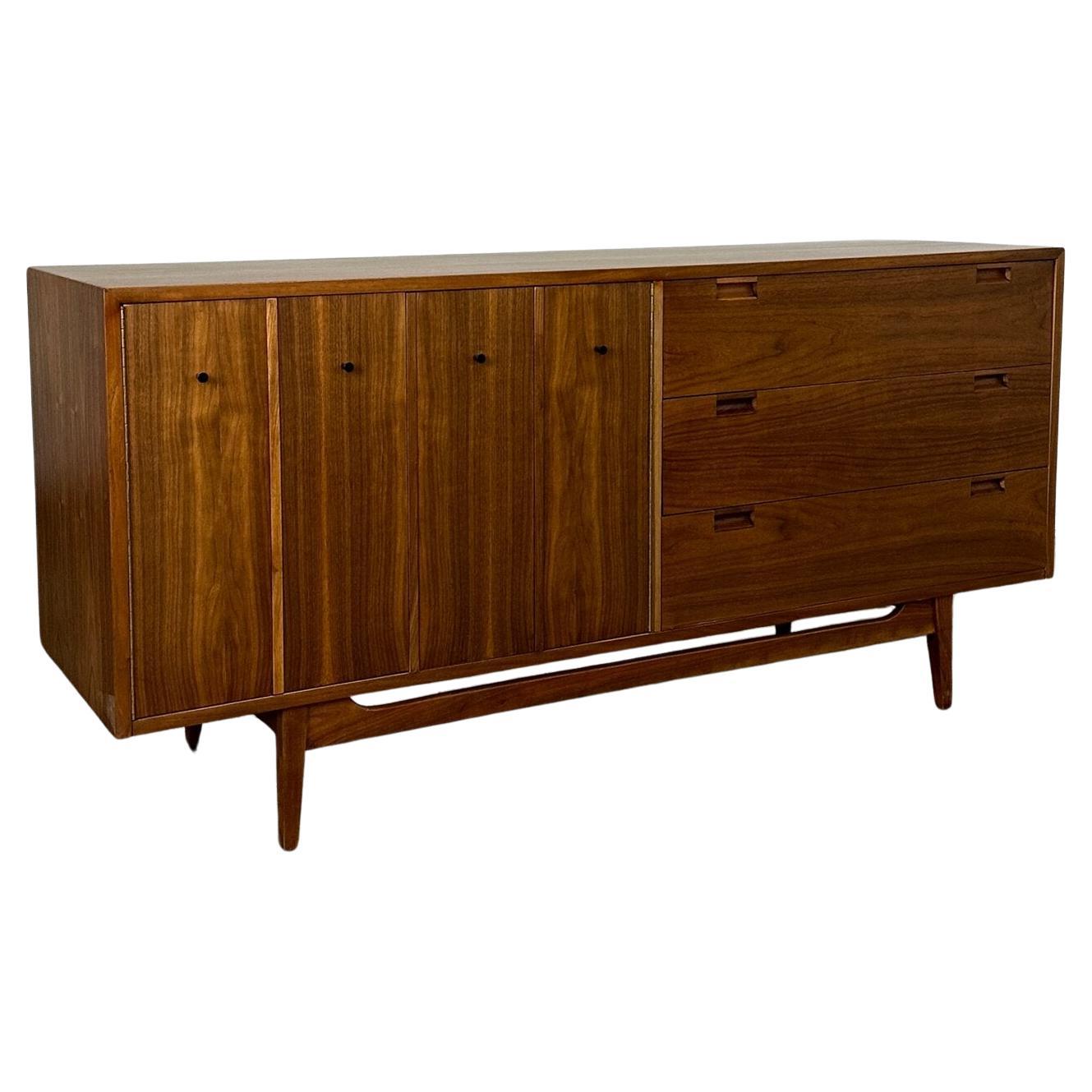 Low boy dresser by American of Martinsville