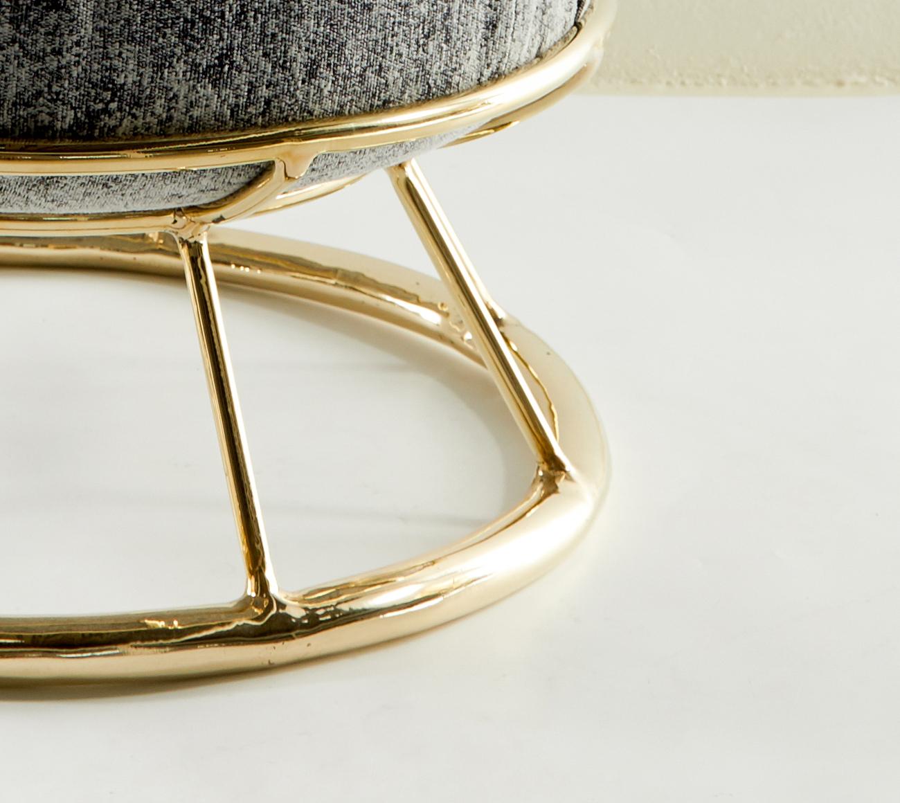 Low brass sculpted stool, Misaya
Dimensions: W 58 x L 58 x H 24 cm
Hand-sculpted stool.
 