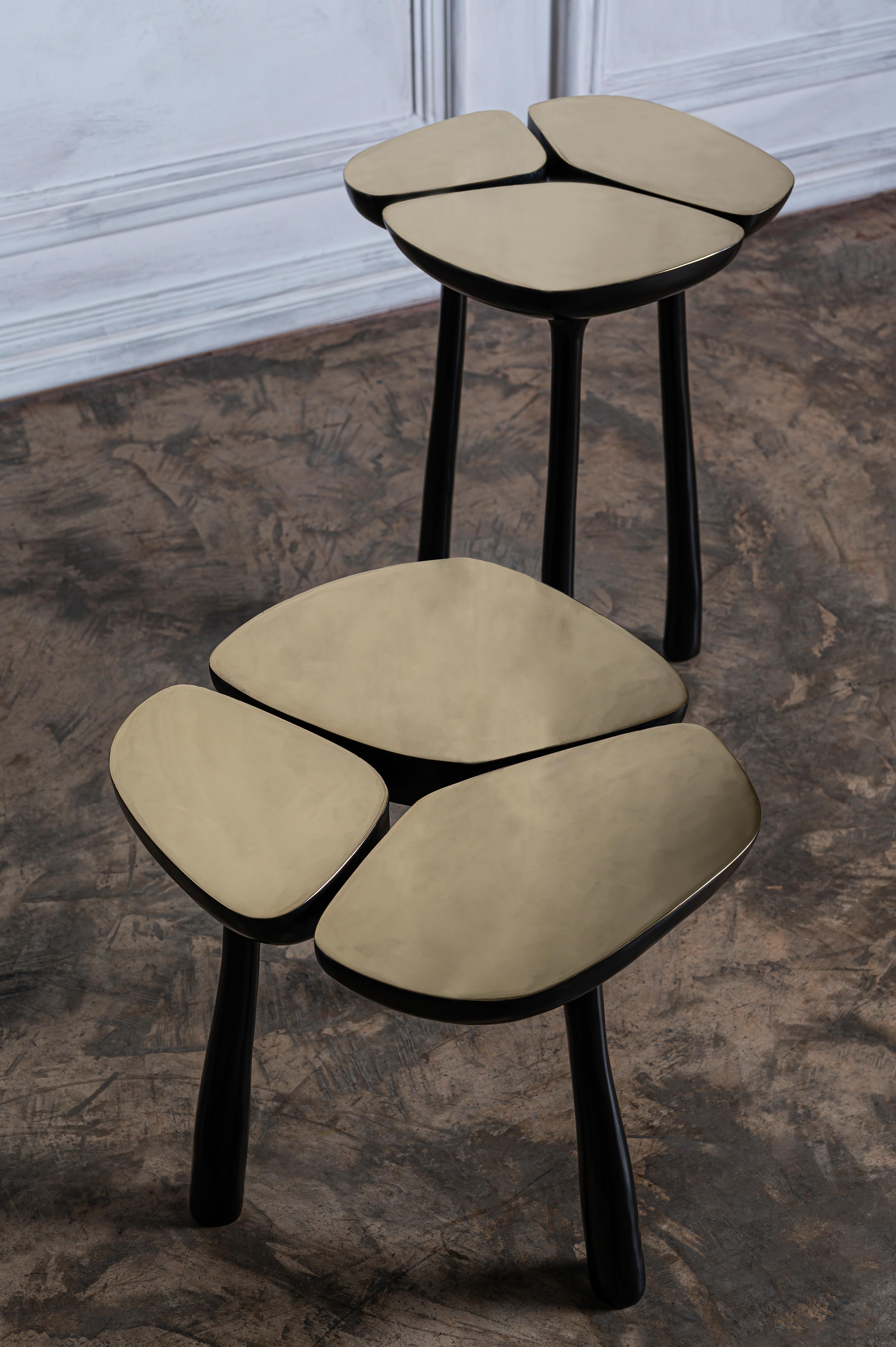 Moderne Table d'appoint basse en bronze jaspe en bronze doré et bronze foncé par Elan Atelier en vente
