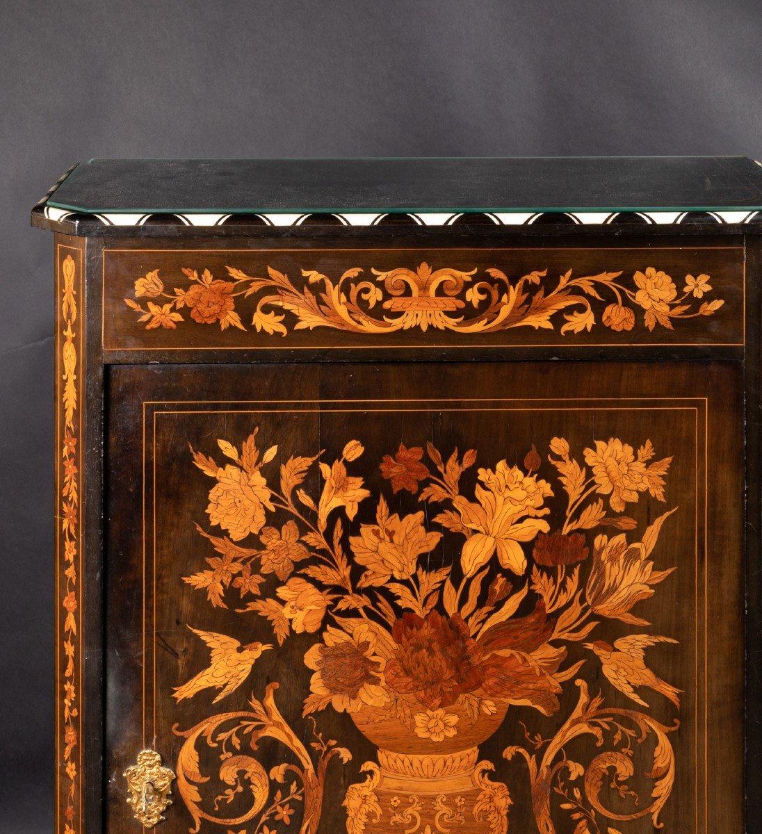 Low cabinet in marquetry and bone inlay, Napoleon III period. For Sale 3