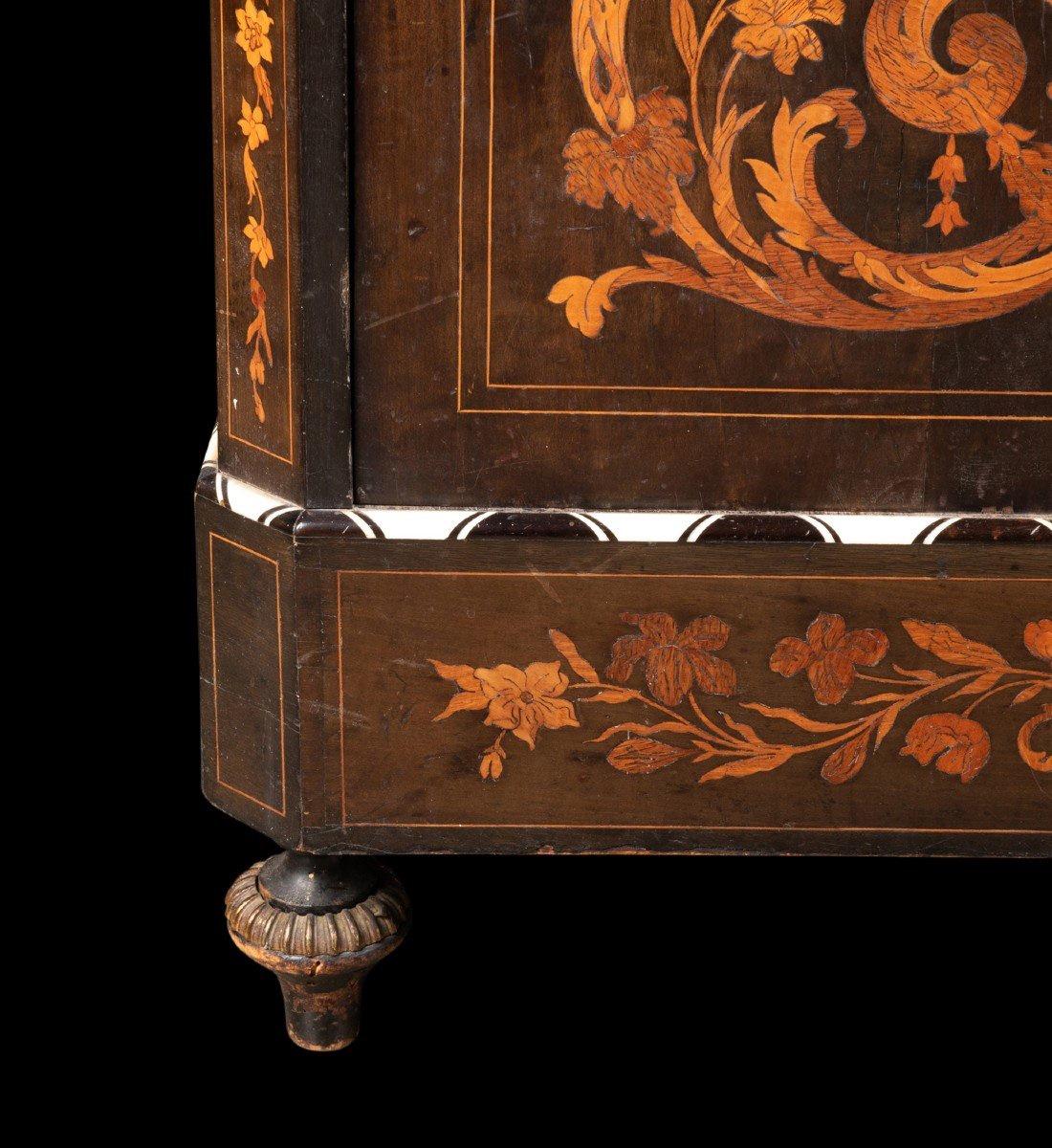 Low cabinet in marquetry and bone inlay, Napoleon III period. For Sale 2