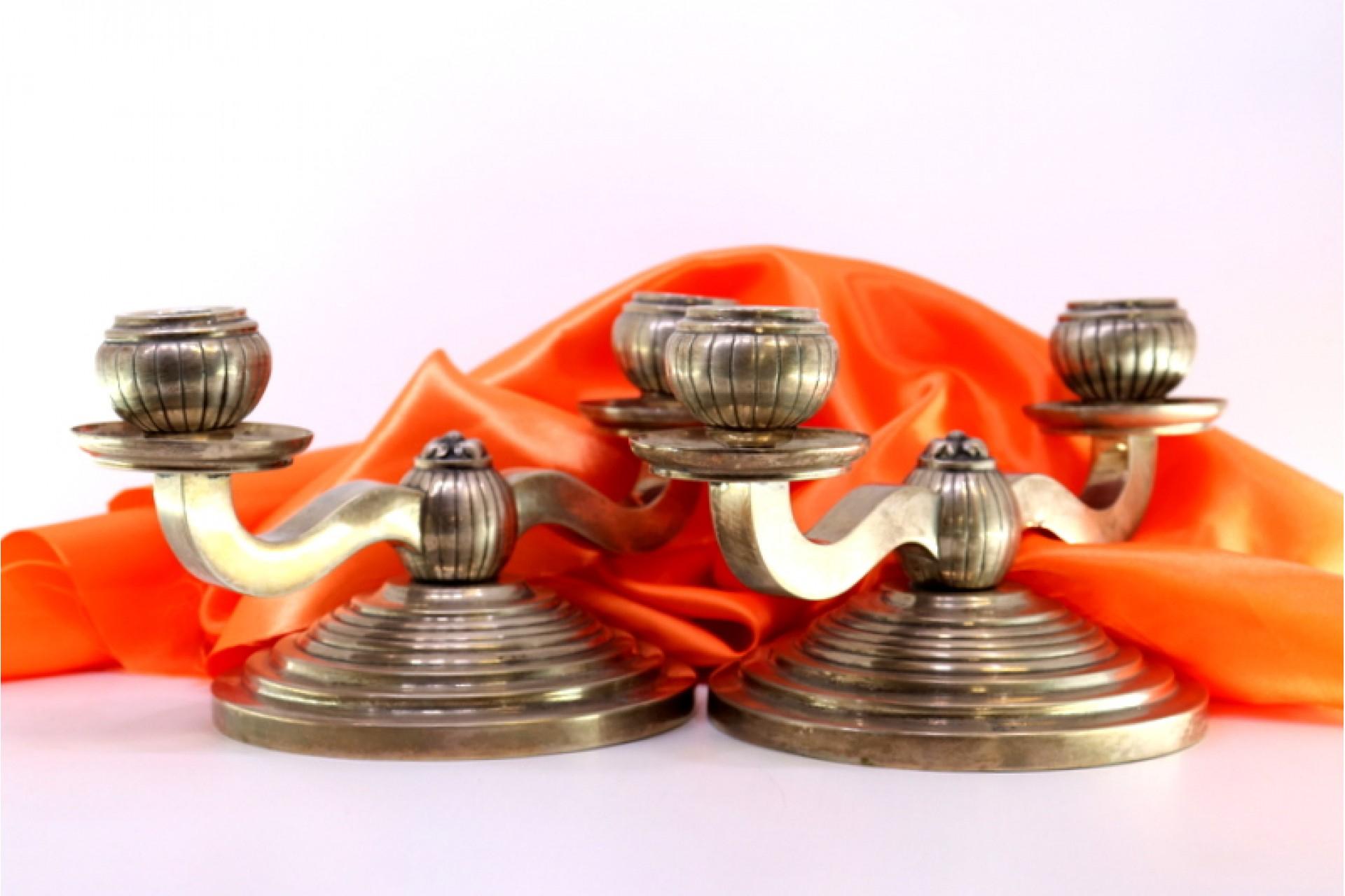 20th Century Low candelabras with two lights and gradient bases For Sale