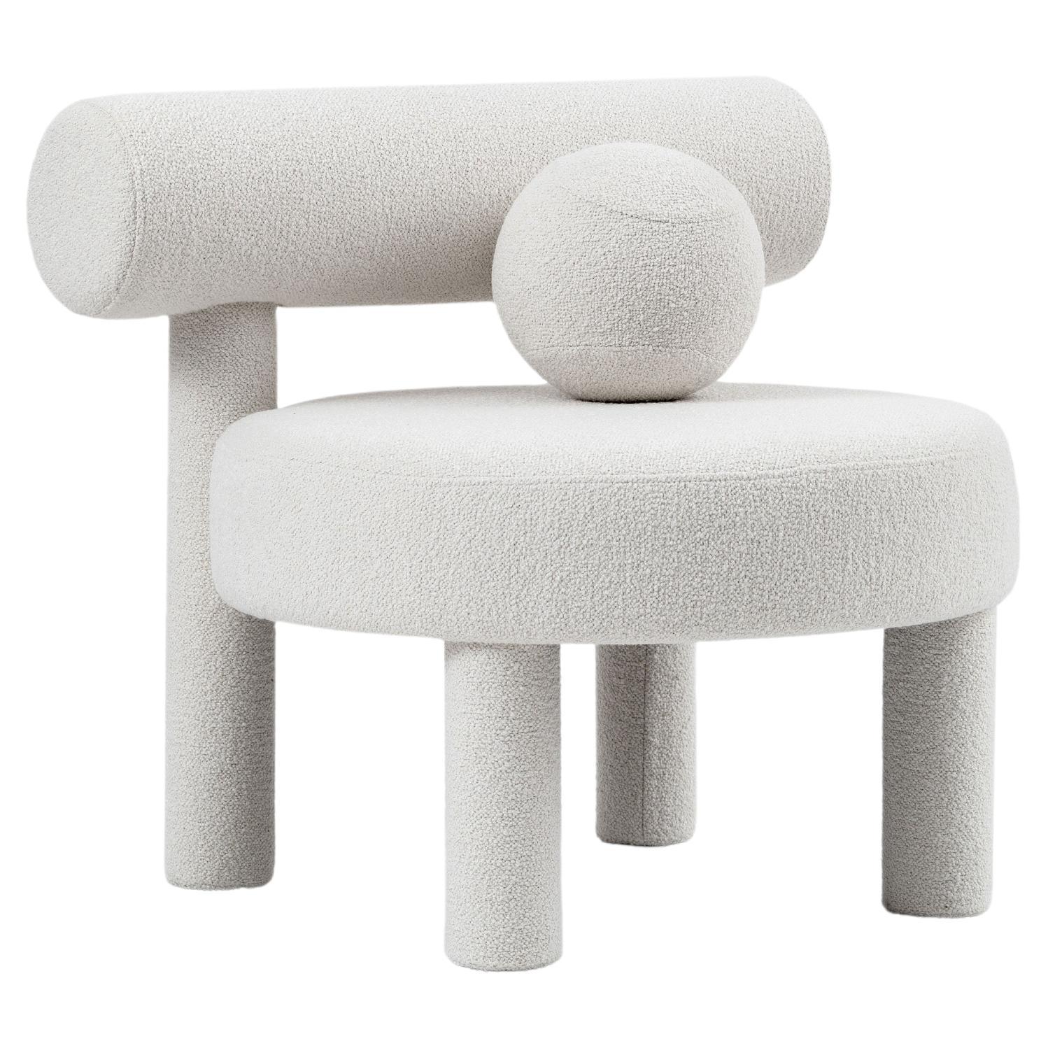 Low Chair 'GROPIUS CS1' by NOOM, Fully upholstered in Bouclé, White