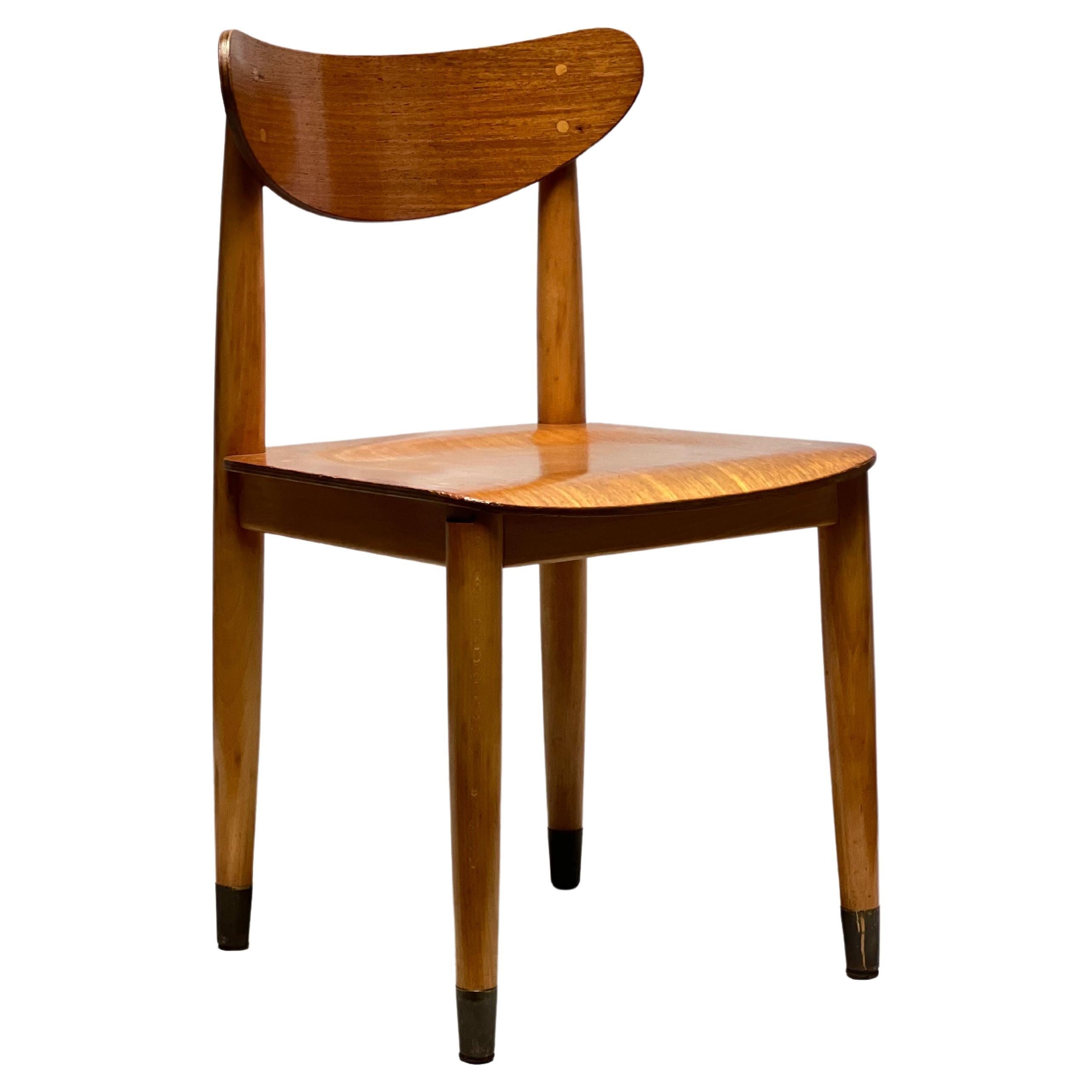 Low chair seat h 40cm, in the taste of Finn Juhl, Danemark 1940's teak and brass For Sale