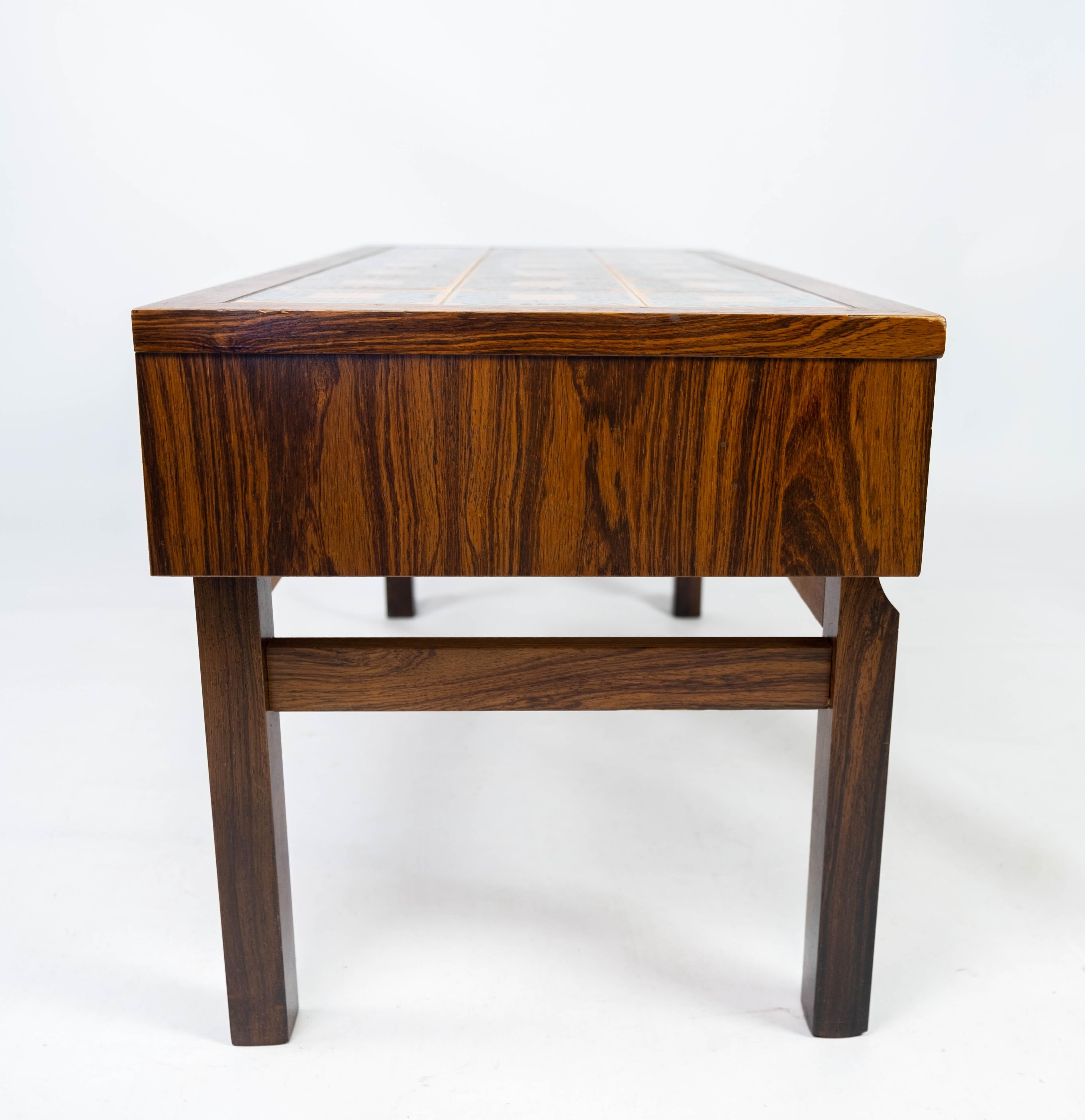 Low Chest in Rosewood and Tiles, of Danish Design from the 1960s For Sale 6