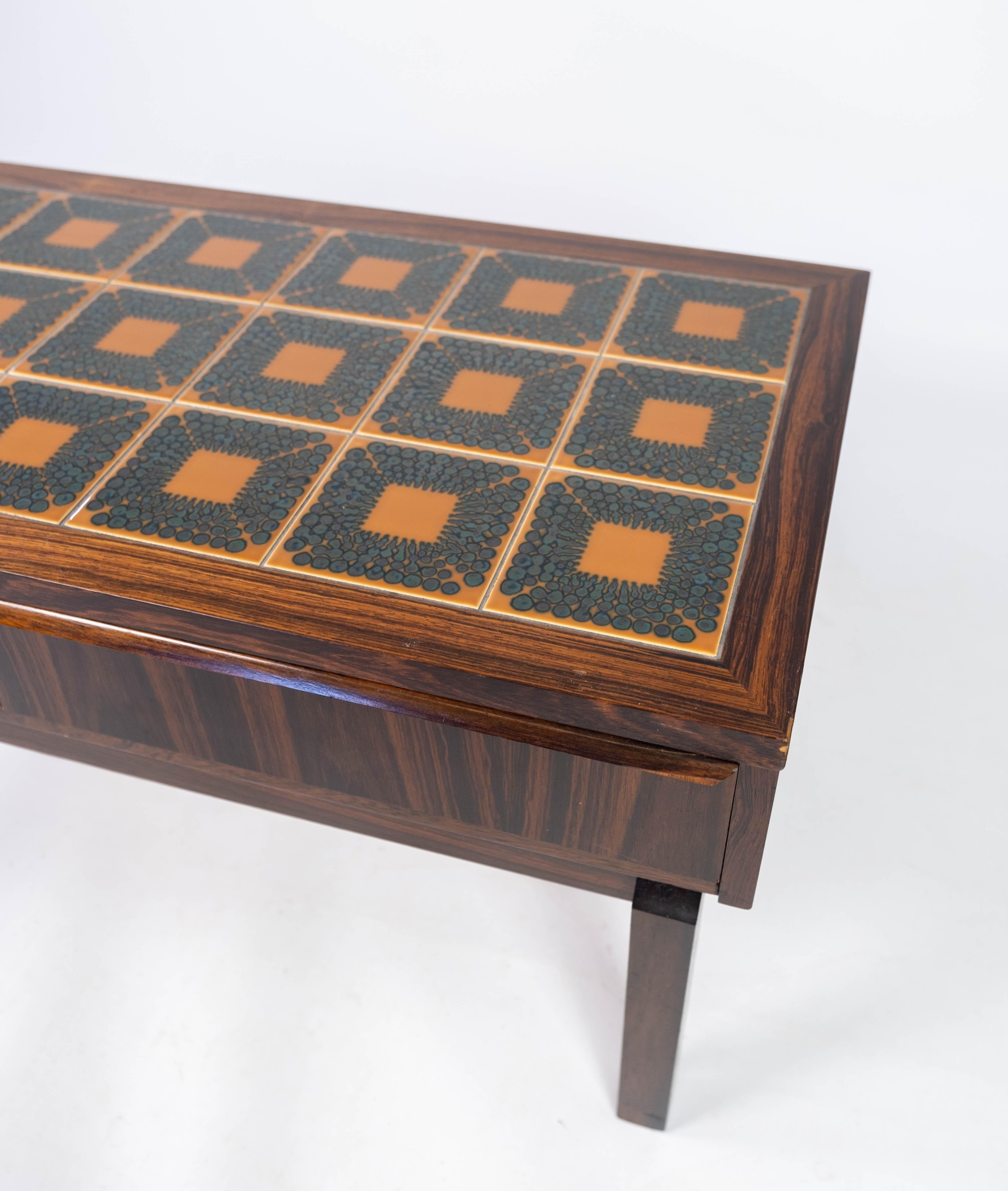 Low Chest in Rosewood and Tiles, of Danish Design from the 1960s For Sale 1