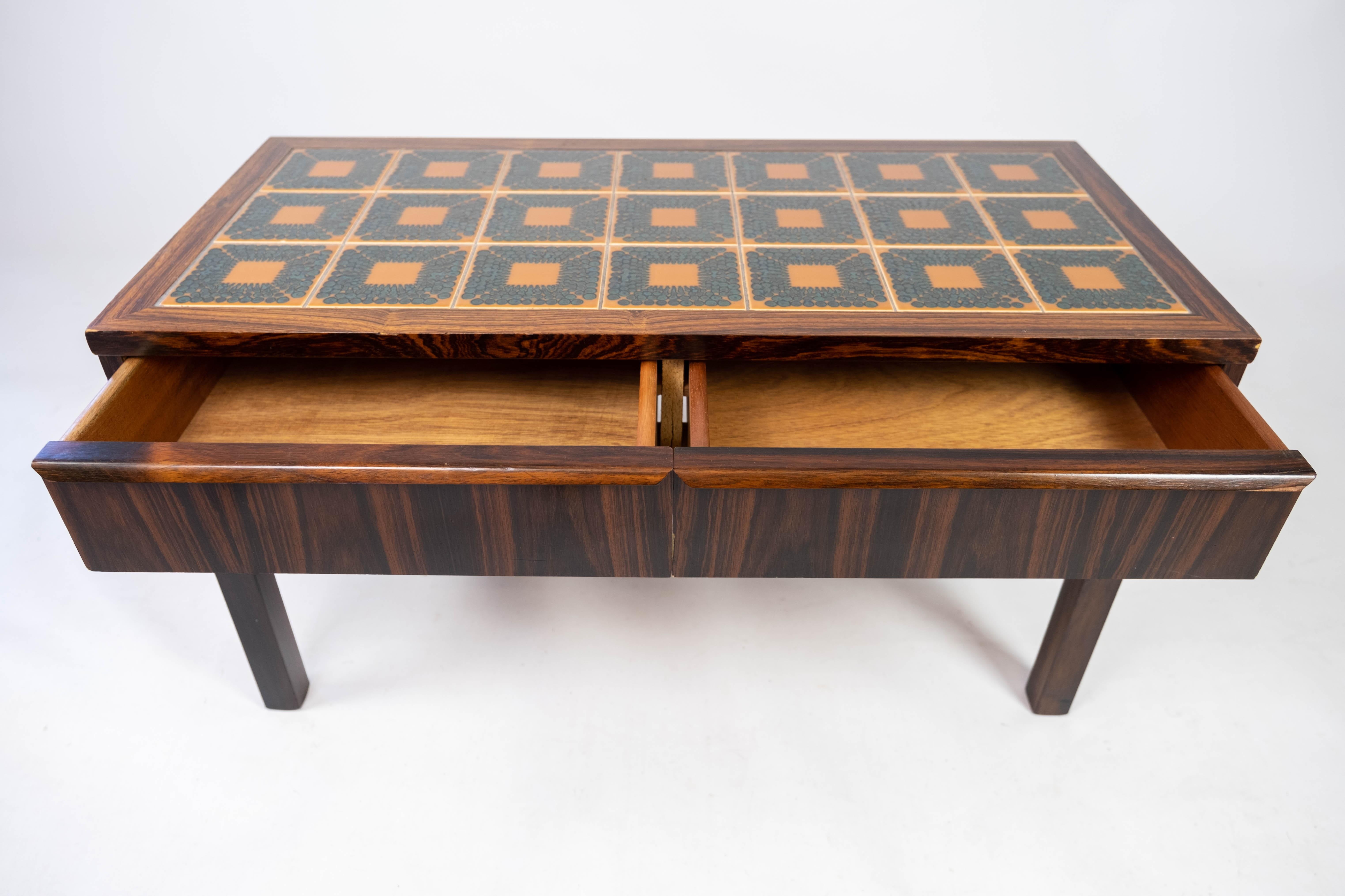 Low Chest in Rosewood and Tiles, of Danish Design from the 1960s For Sale 2