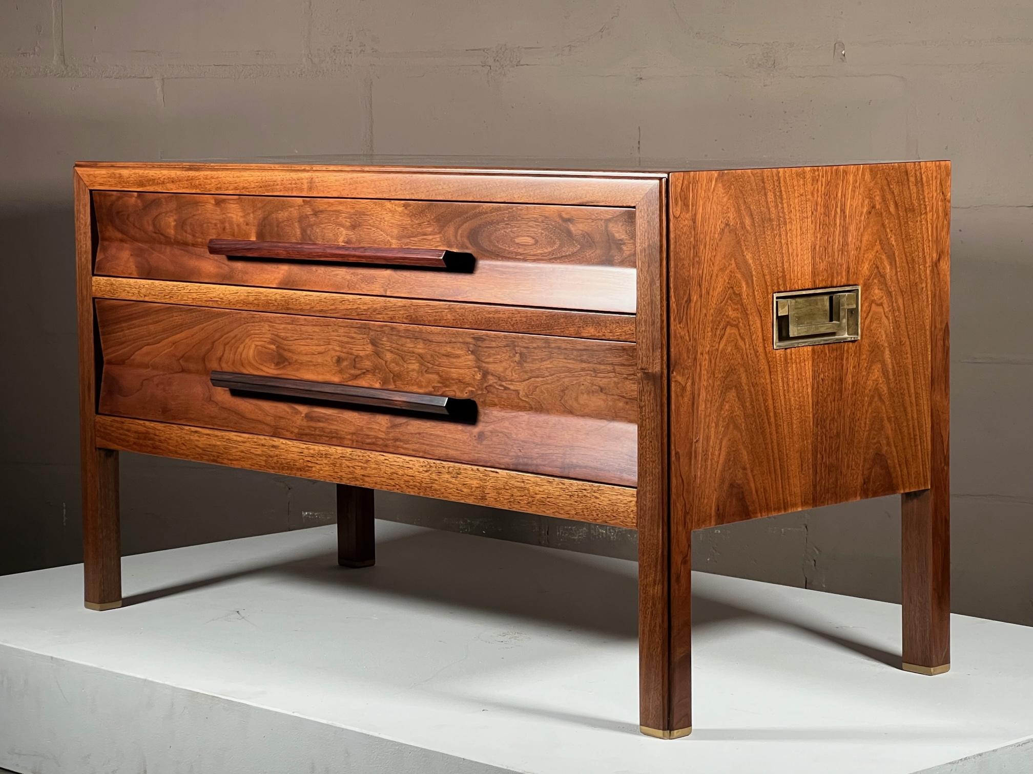 Low Chest in Walnut by Edward Wormley For Sale 3