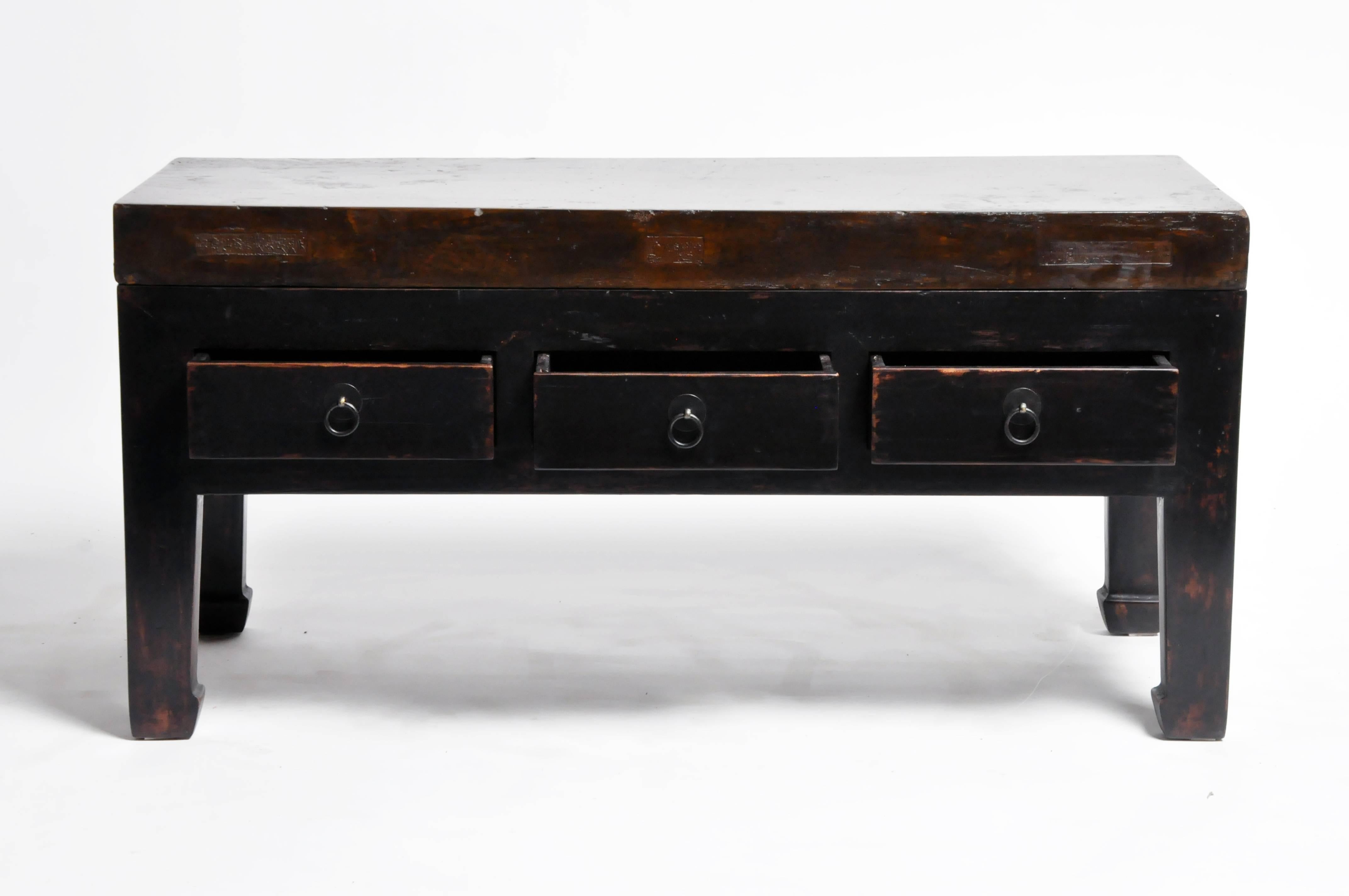 Low Chinese Table with Three Drawers and Terracotta Top 6
