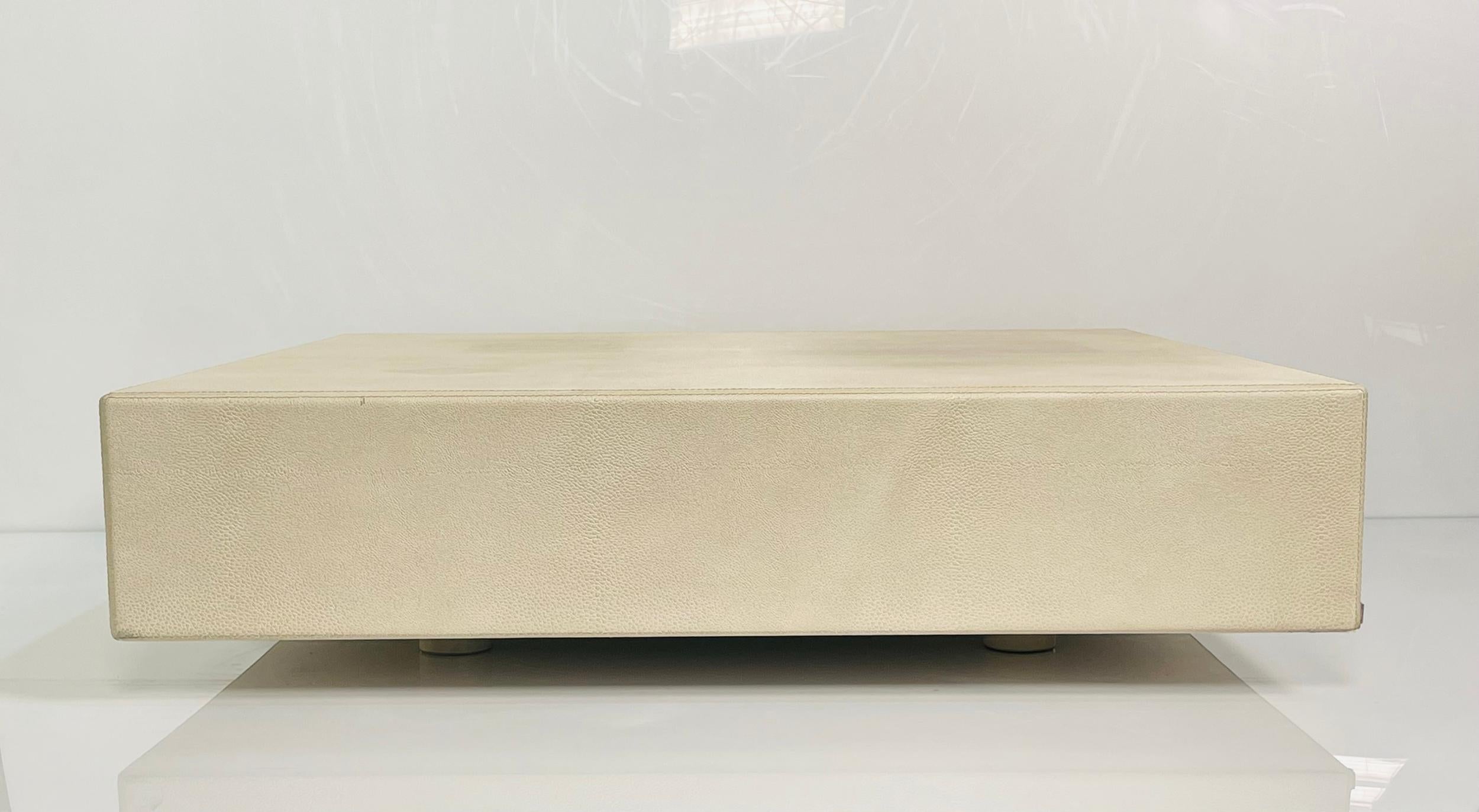 Low Coffee Table Embossed in Leather by Fendi For Sale 12
