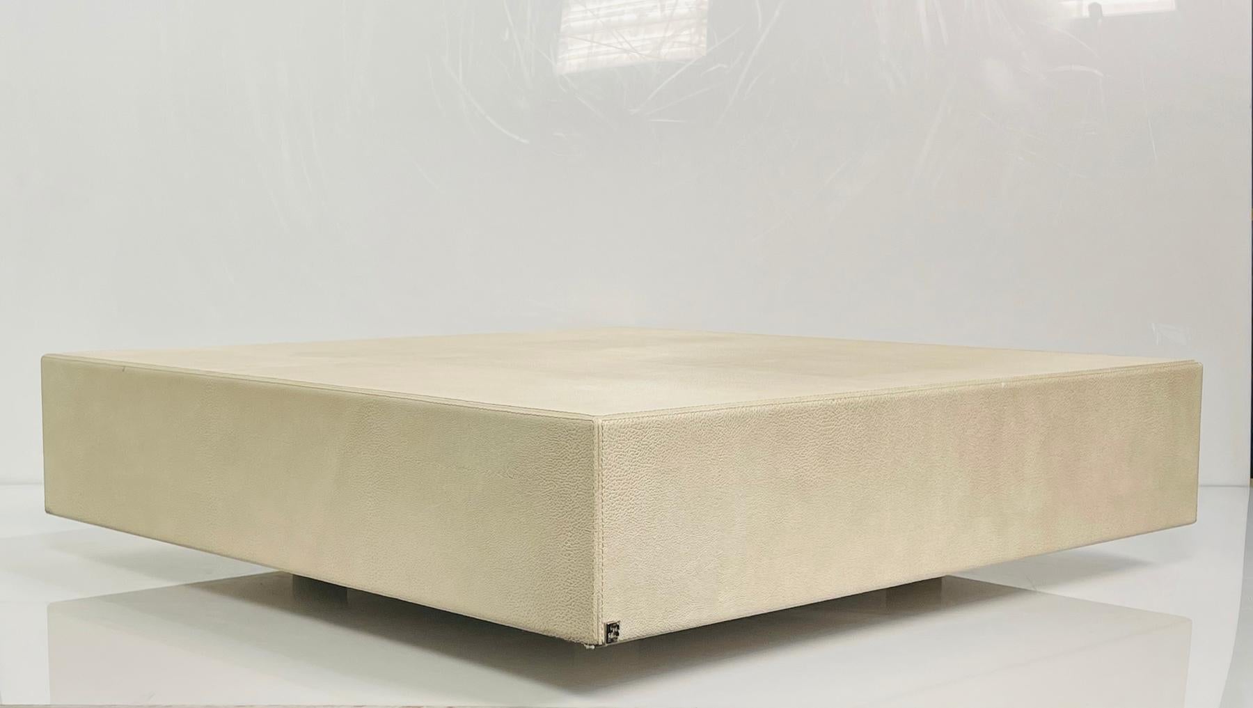 Low Coffee Table Embossed in Leather by Fendi For Sale 2