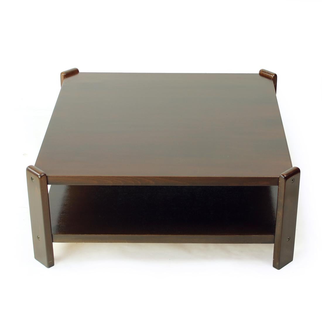 Niedriger Couchtisch aus Buche, Hikor Pisek Tschechoslowakei 1980er Jahre (Tschechisch) im Angebot