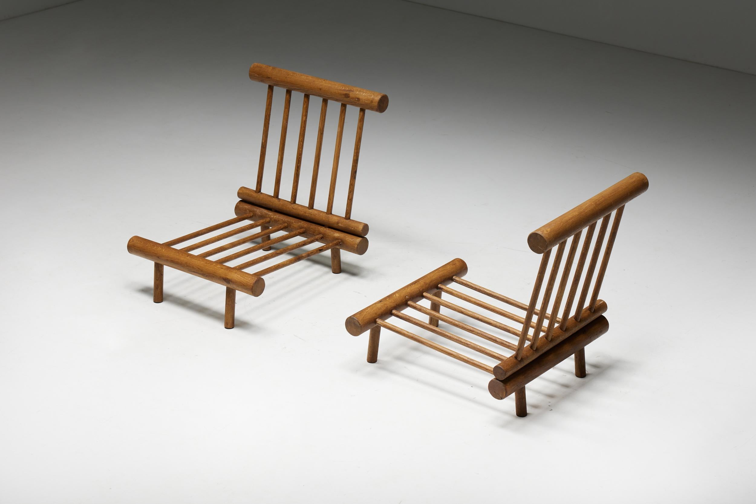 Niedrige Easy Chairs von Charlotte Perriand für La Cachette, Frankreich, 1960er Jahre (Moderne der Mitte des Jahrhunderts) im Angebot