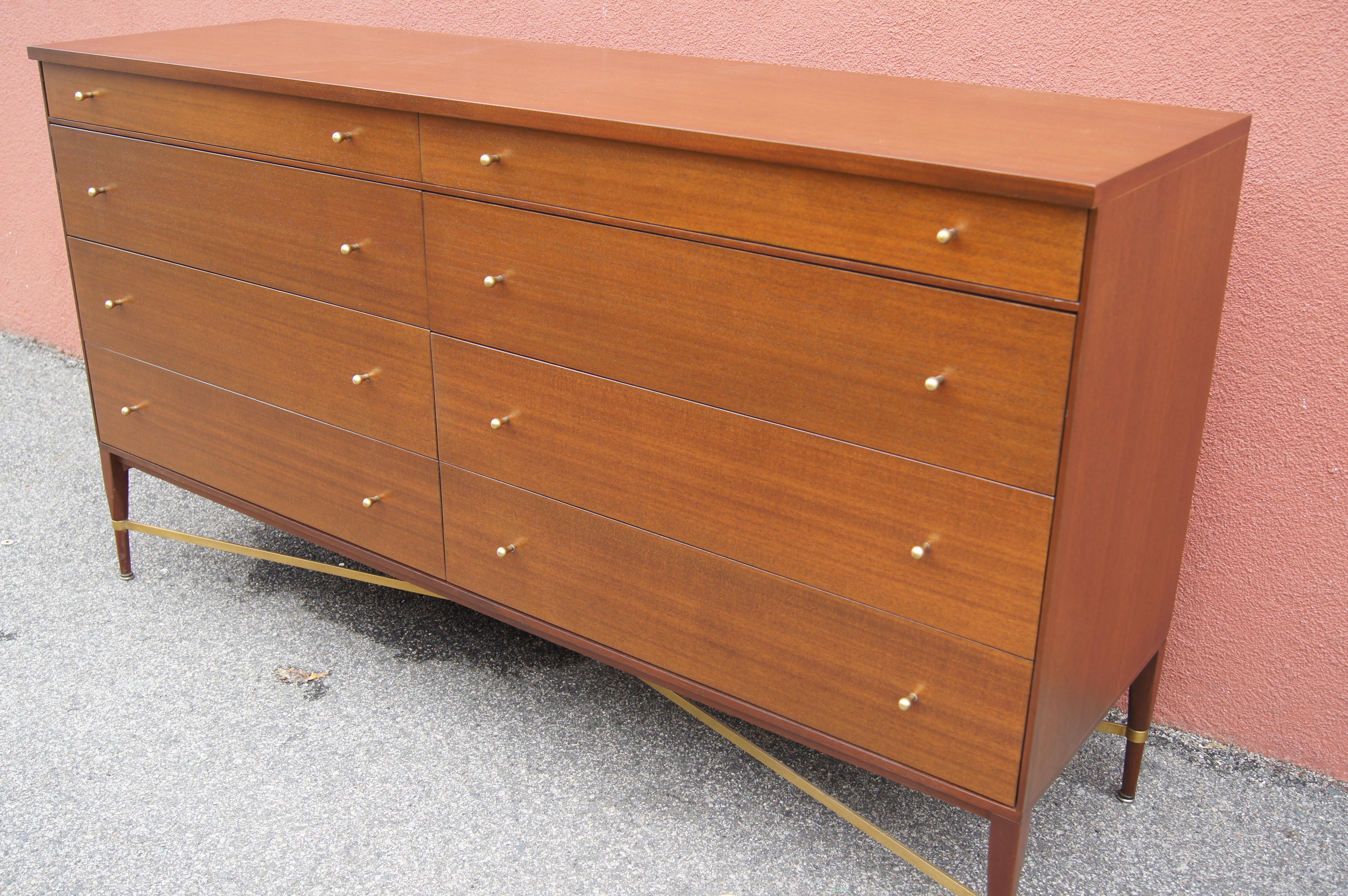 Low Eight-Drawer Dresser by Paul McCobb for the Calvin Group In Good Condition In Dorchester, MA