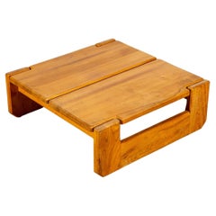 Niedriger Ulmen-Couchtisch