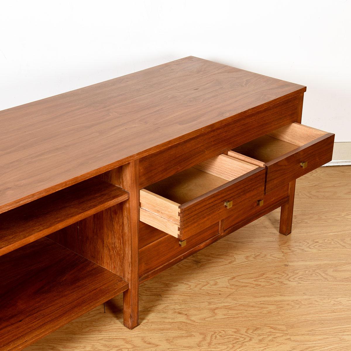 20th Century Low Entertainment Console Drawers/ Accent Table by Paul McCobb, circa 1950s