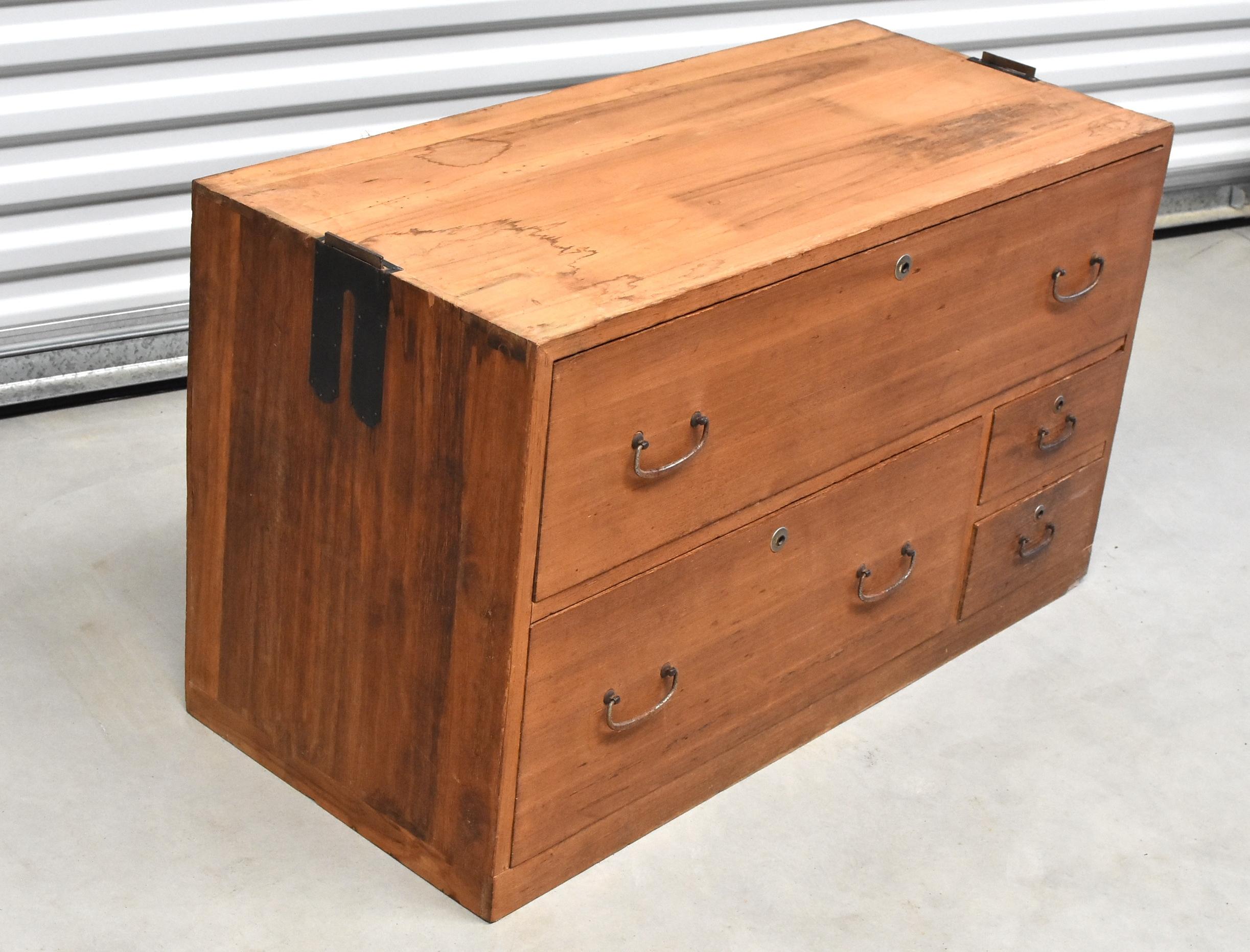 20th Century Low Four-Drawer Japanese Tansu Chest in Natural Finish