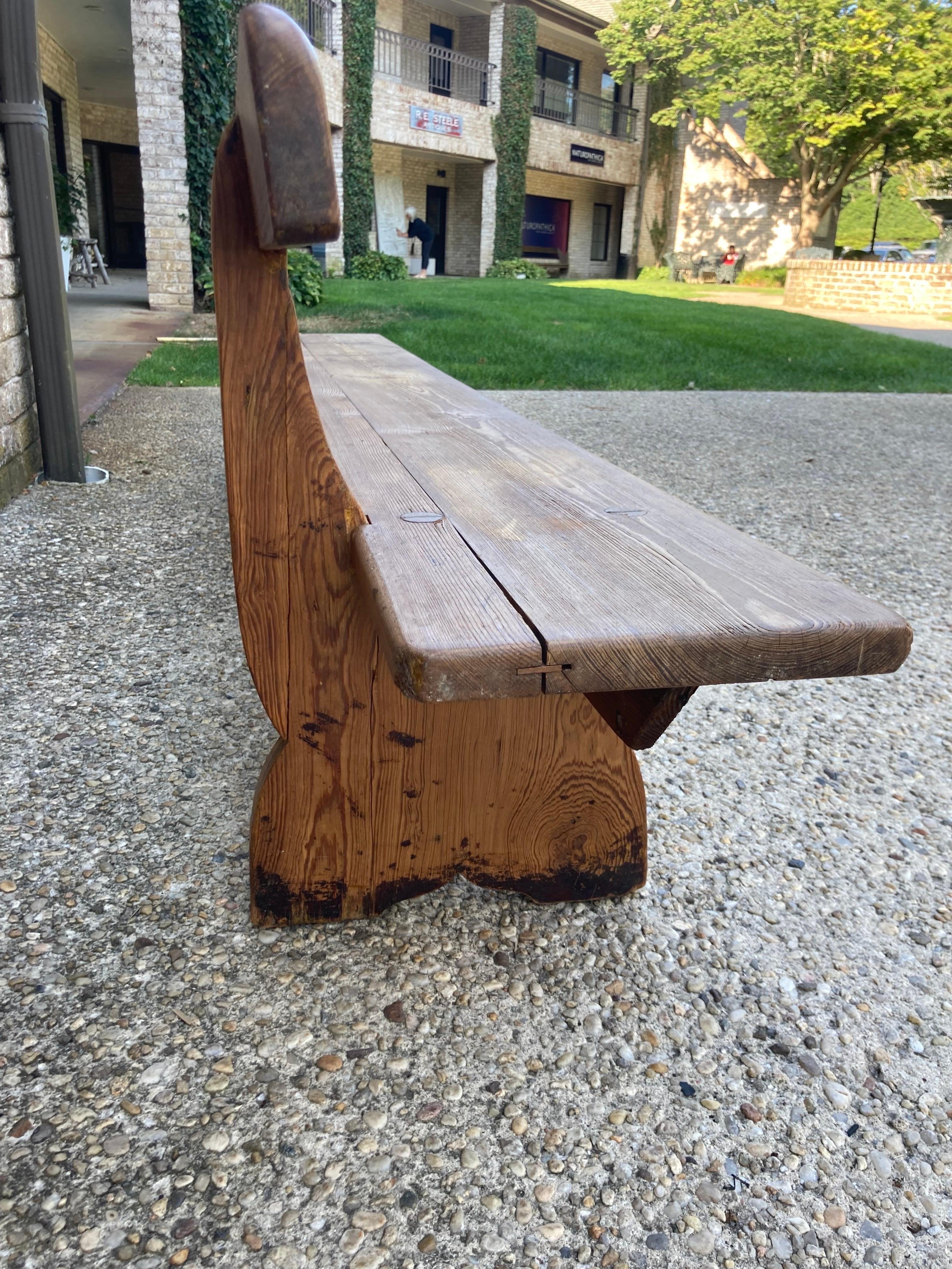 Low French Bench with Back 2