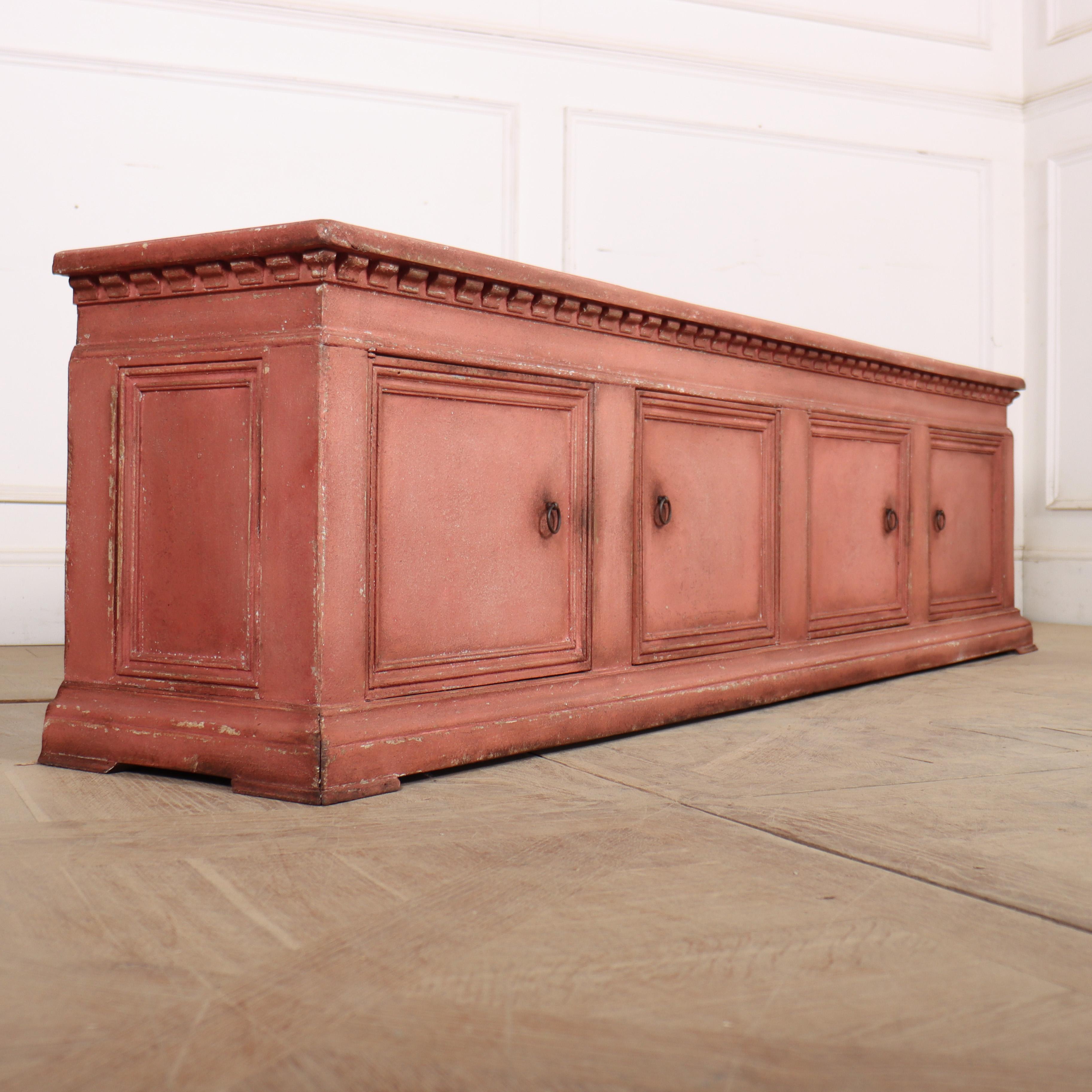 Credenza bassa italiana dipinta in vendita 1