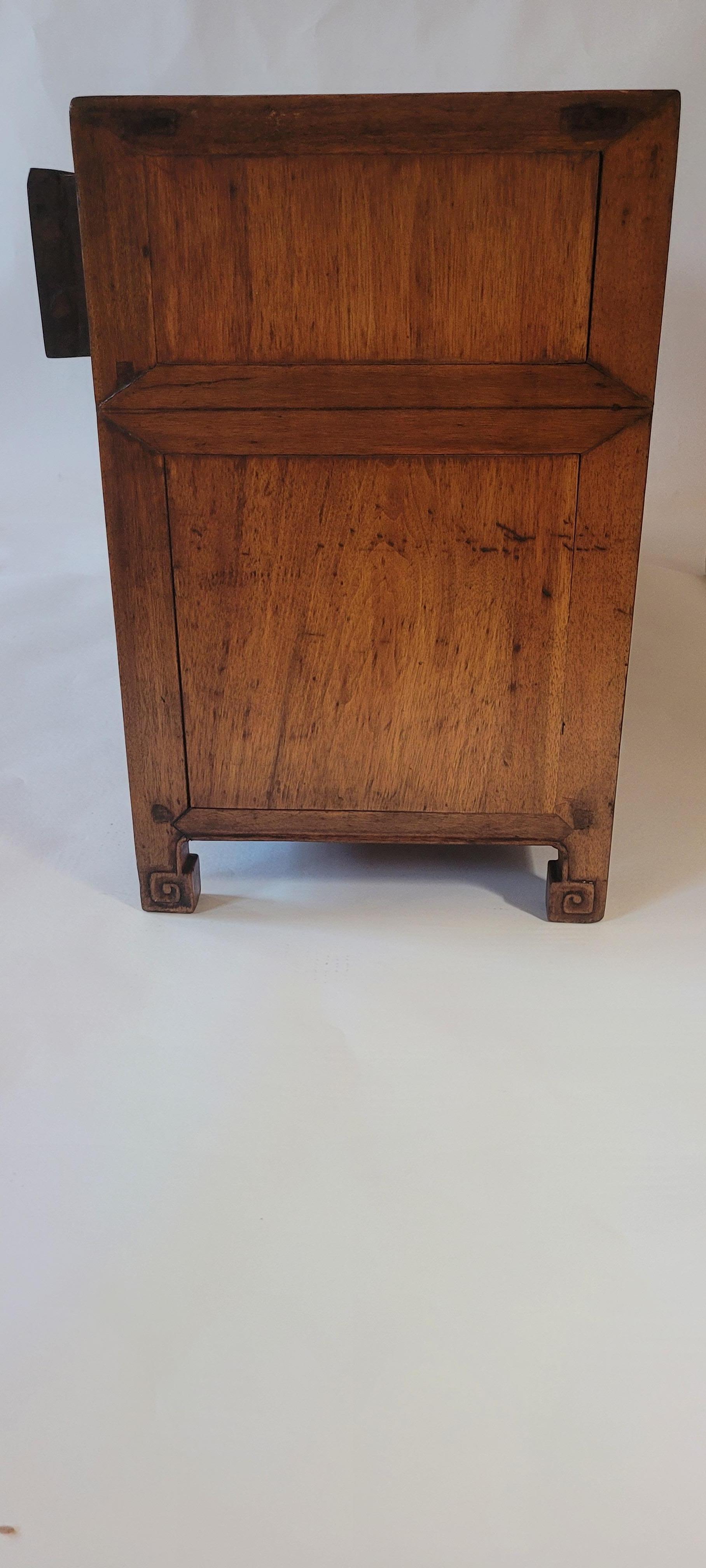 Low Kang Cabinet - 19th Century For Sale 6