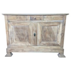 Low Louis-Philippe walnut sideboard restored, 19th century