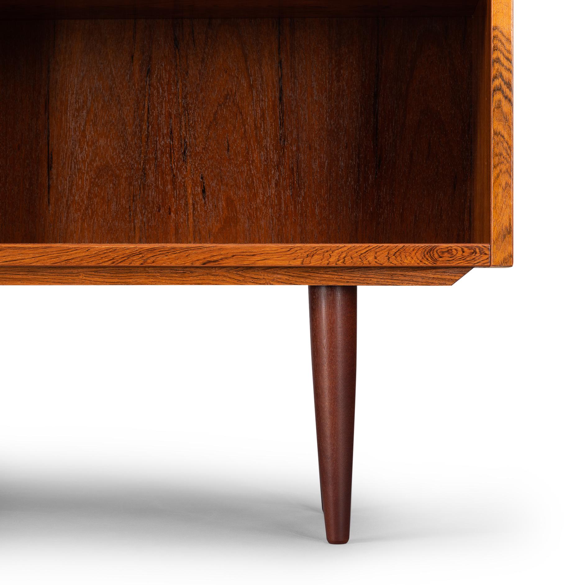 Veneer Low Mahogany Bookcase by Carlo Jensen for Hundevad & Co, 1960s
