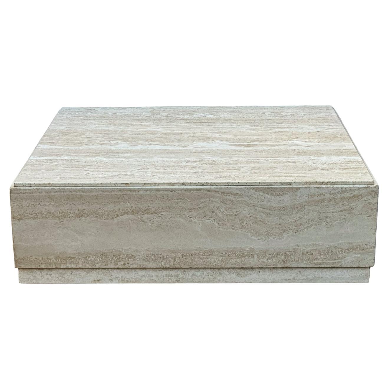 Low Midcentury Italian Modern Square Travertine Marble Cube Cocktail Table  en vente