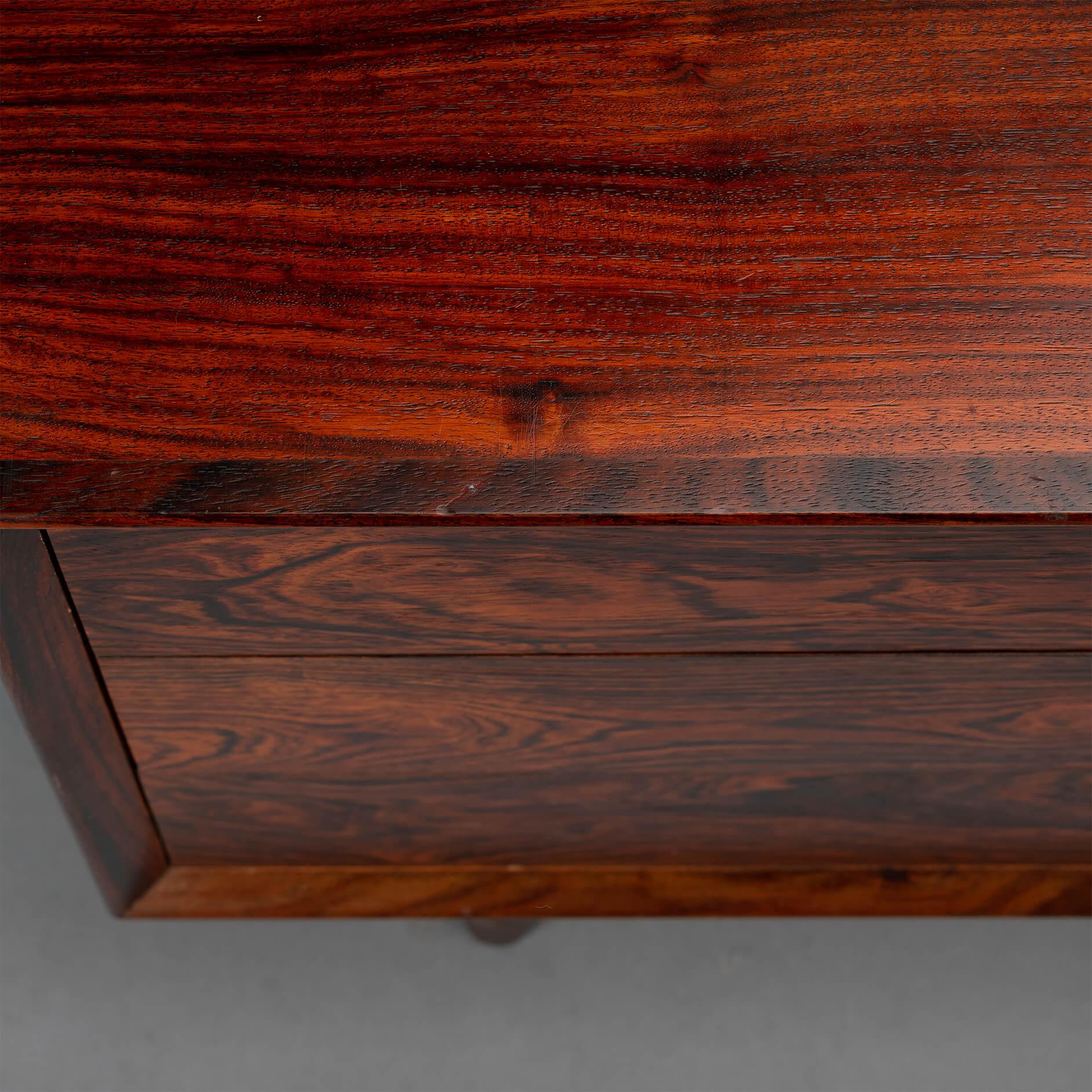 Low Midcentury Rosewood Chest of drawers by Brouer Møbelfabrik, 1960s For Sale 6