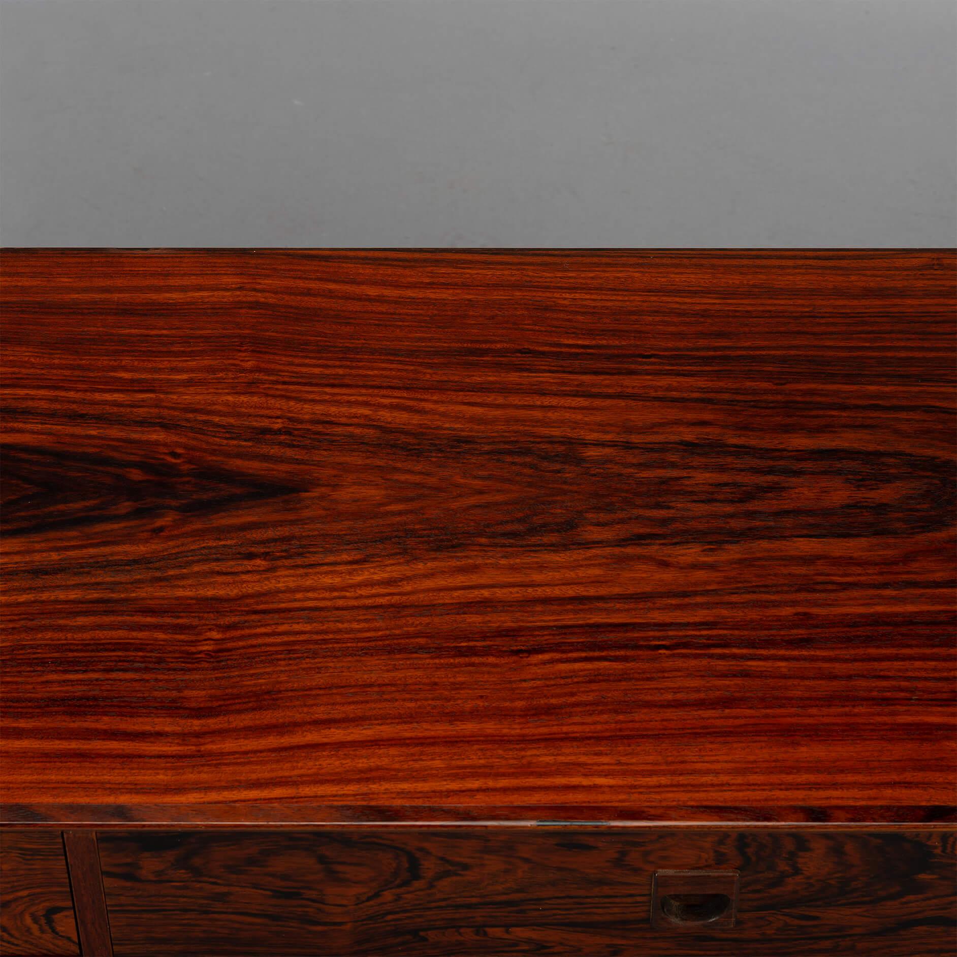 Low Midcentury Rosewood Chest of drawers by Brouer Møbelfabrik, 1960s For Sale 1