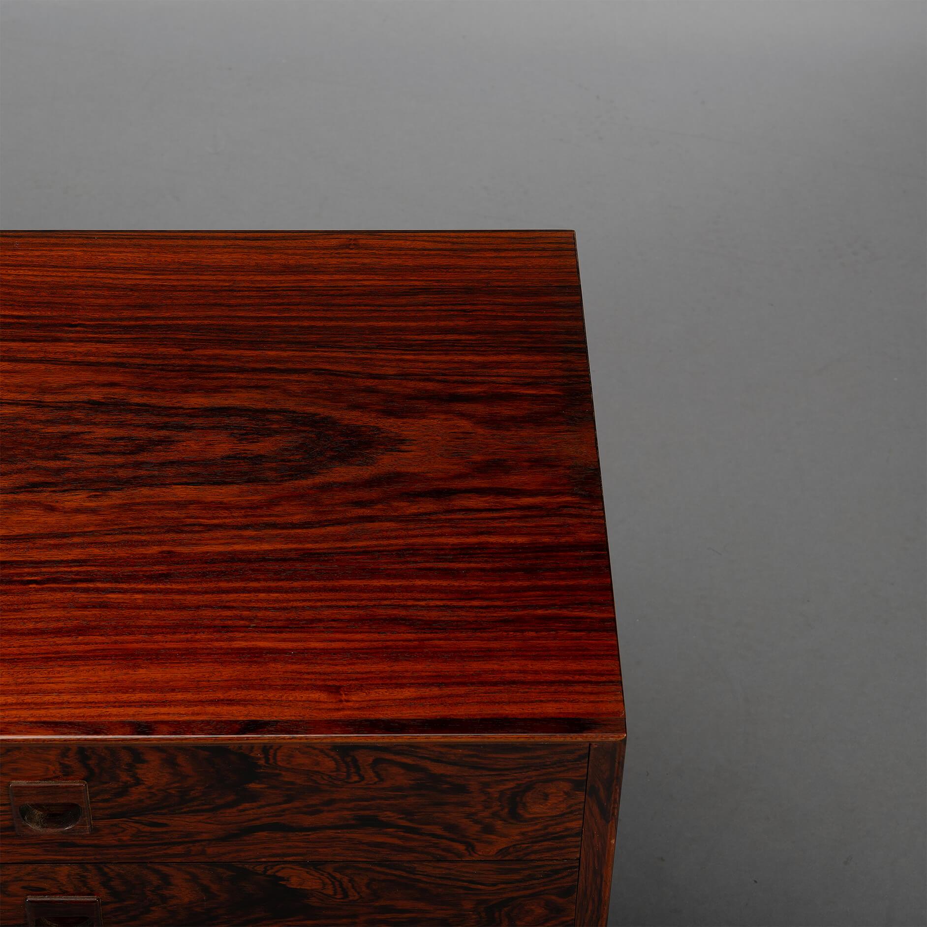 Low Midcentury Rosewood Chest of drawers by Brouer Møbelfabrik, 1960s For Sale 2