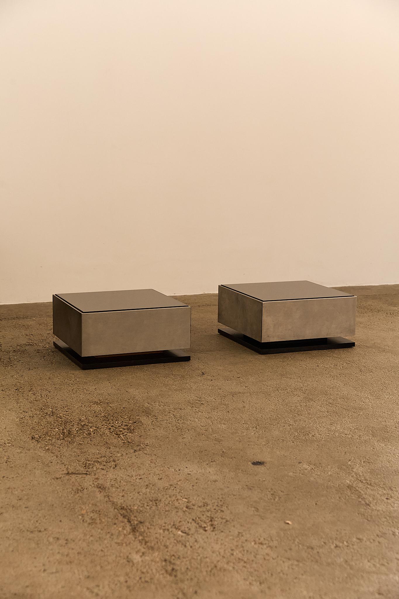 Low Mirrored Tables by Giovanni Ausenda (Italienisch) im Angebot