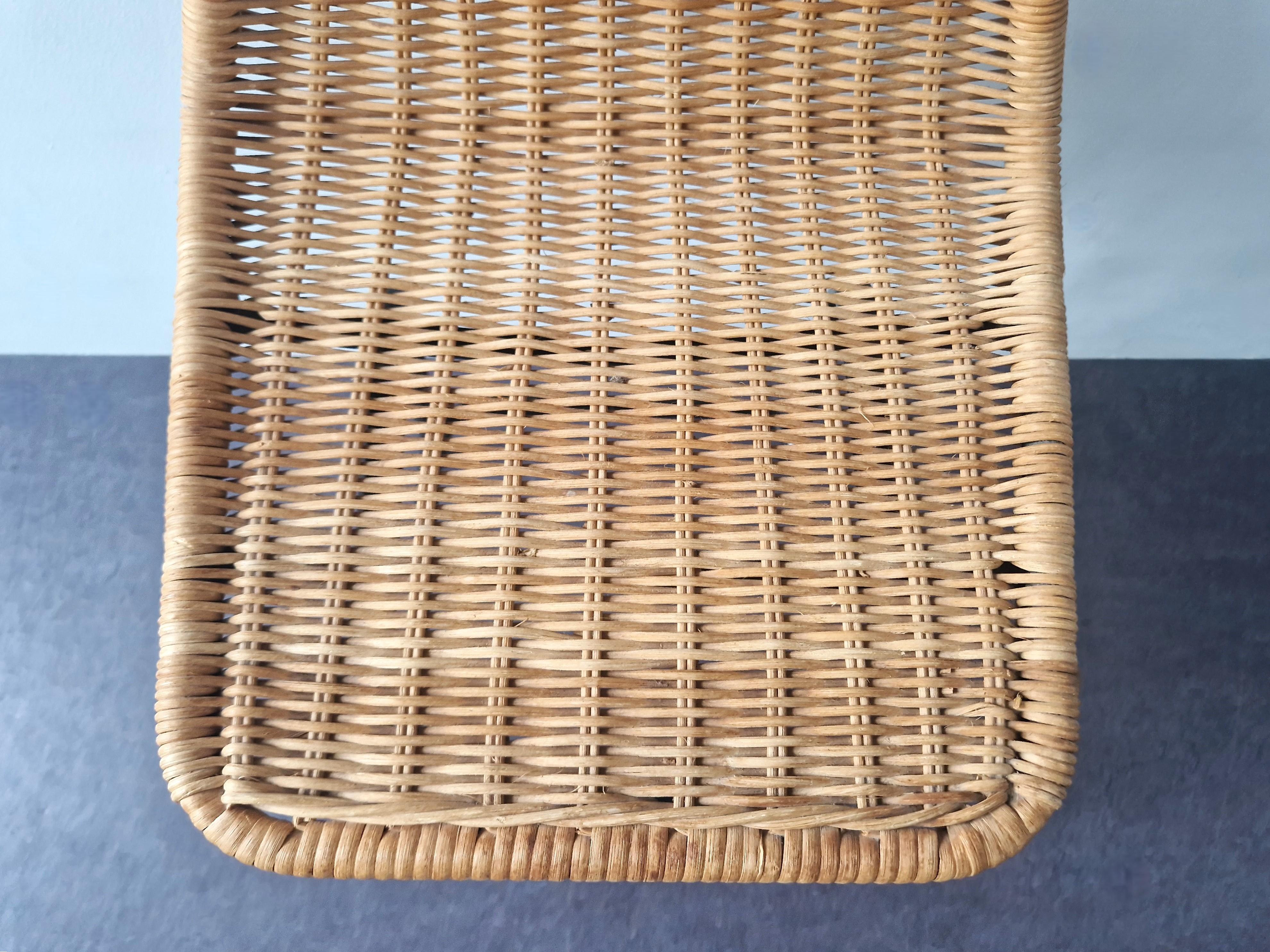 Low model stool of wicker and metal by Rohé Noordwolde, The Netherlands 1960's For Sale 1