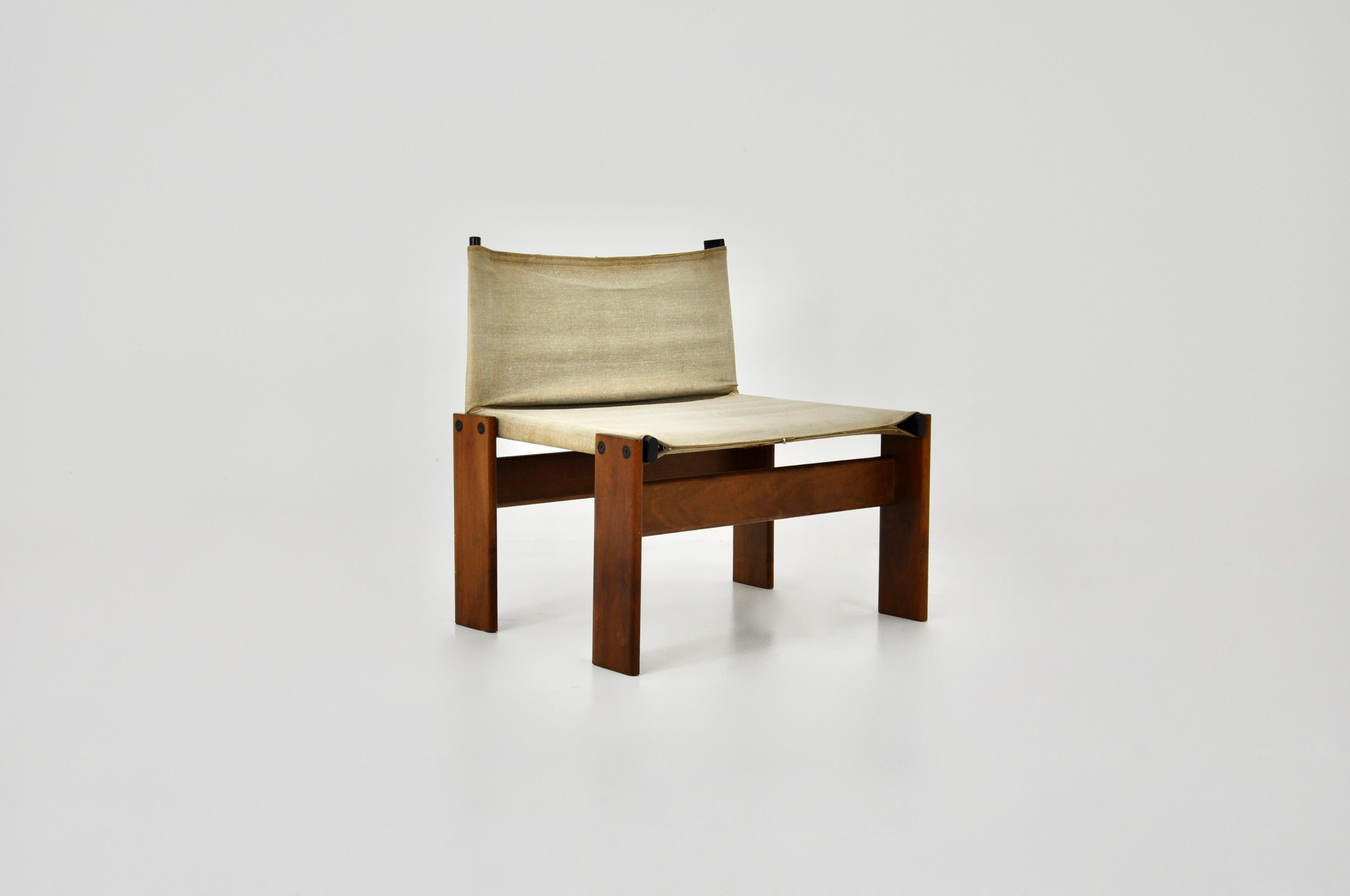 Rare low 'Monk' lounge chairs designed by Afra e Tobia Scarpa and manufactured by Molteni. The chair is in fabric and wood. Seat height: 36 cm. Wear due to time and age of the chair.
 
