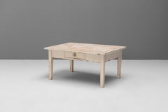 Table basse en pin