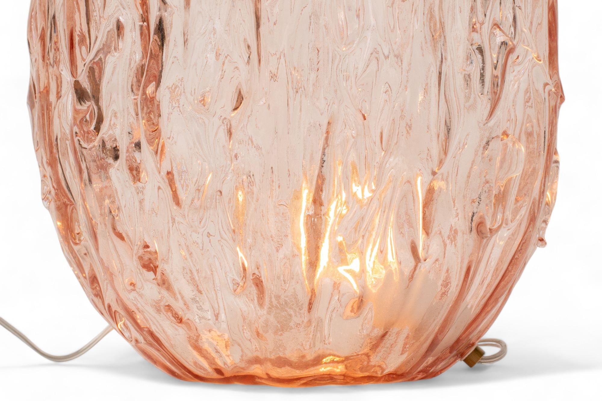 Niedriger Beistelltisch aus rosa Glas, von Tokujin Yoshioka (Geblasenes Glas) im Angebot