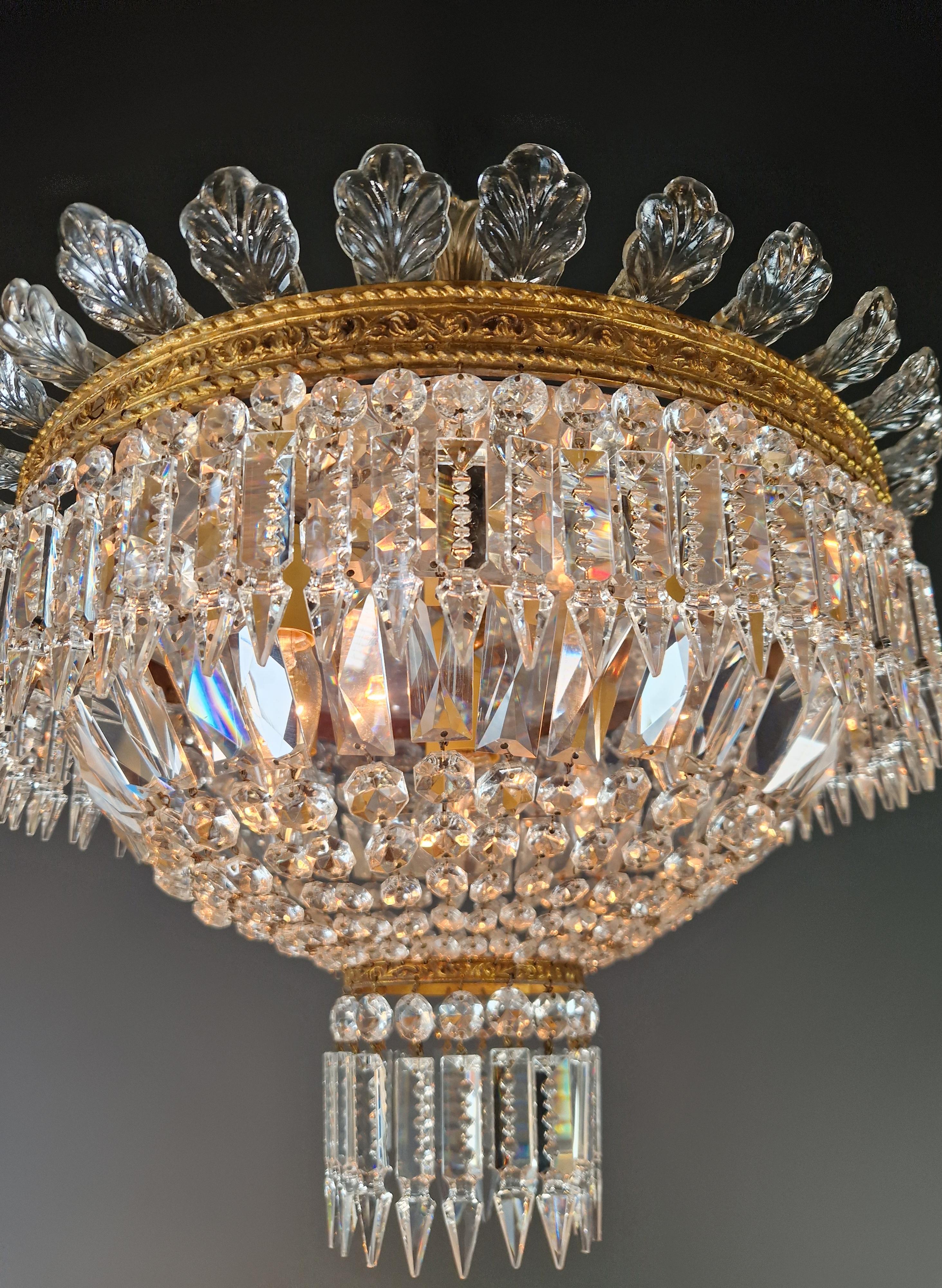 Low Plafonnier Crystal Chandelier Brass Lustre Ceiling Art Deco Gold Antique In Good Condition For Sale In Berlin, DE