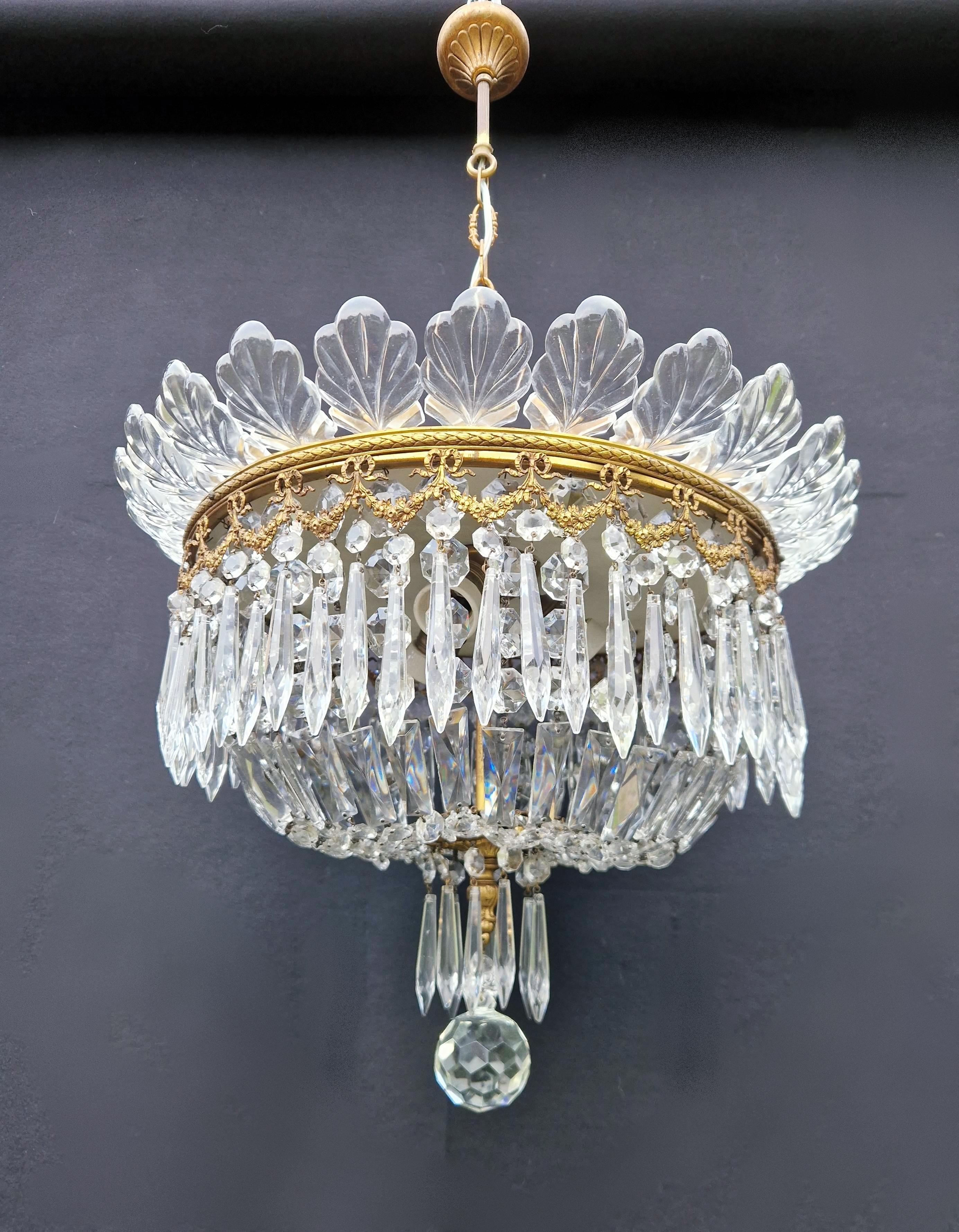 Plafonnier Kristall-Kronleuchter Messing Lüster Decken Art Deco Gold (Art déco) im Angebot