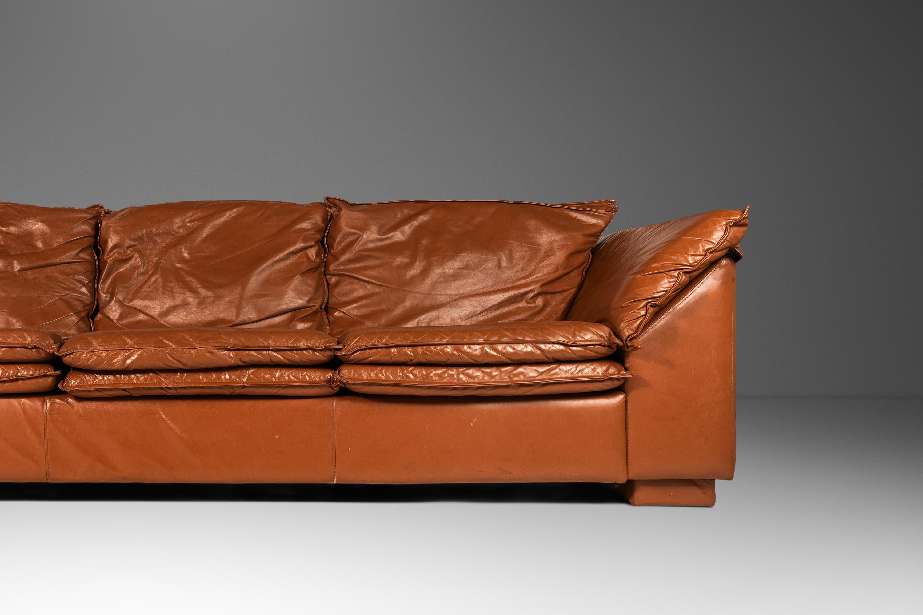 Low Profile Sofa in Cognac Brown Leather in the Manner of Niels Eilersen, 1980's For Sale 7