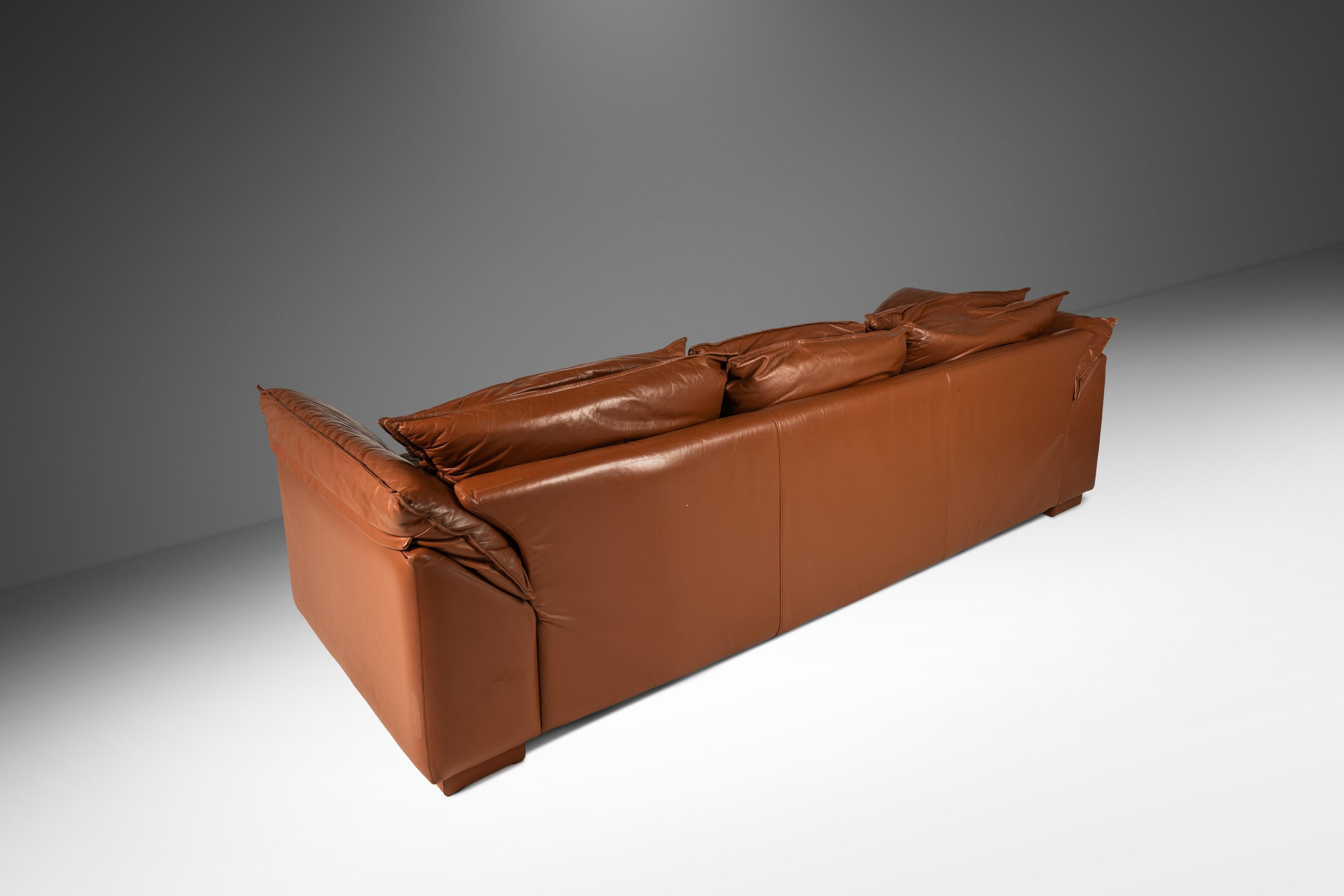 Low Profile Sofa in Cognac Brown Leather in the Manner of Niels Eilersen, 1980's For Sale 9