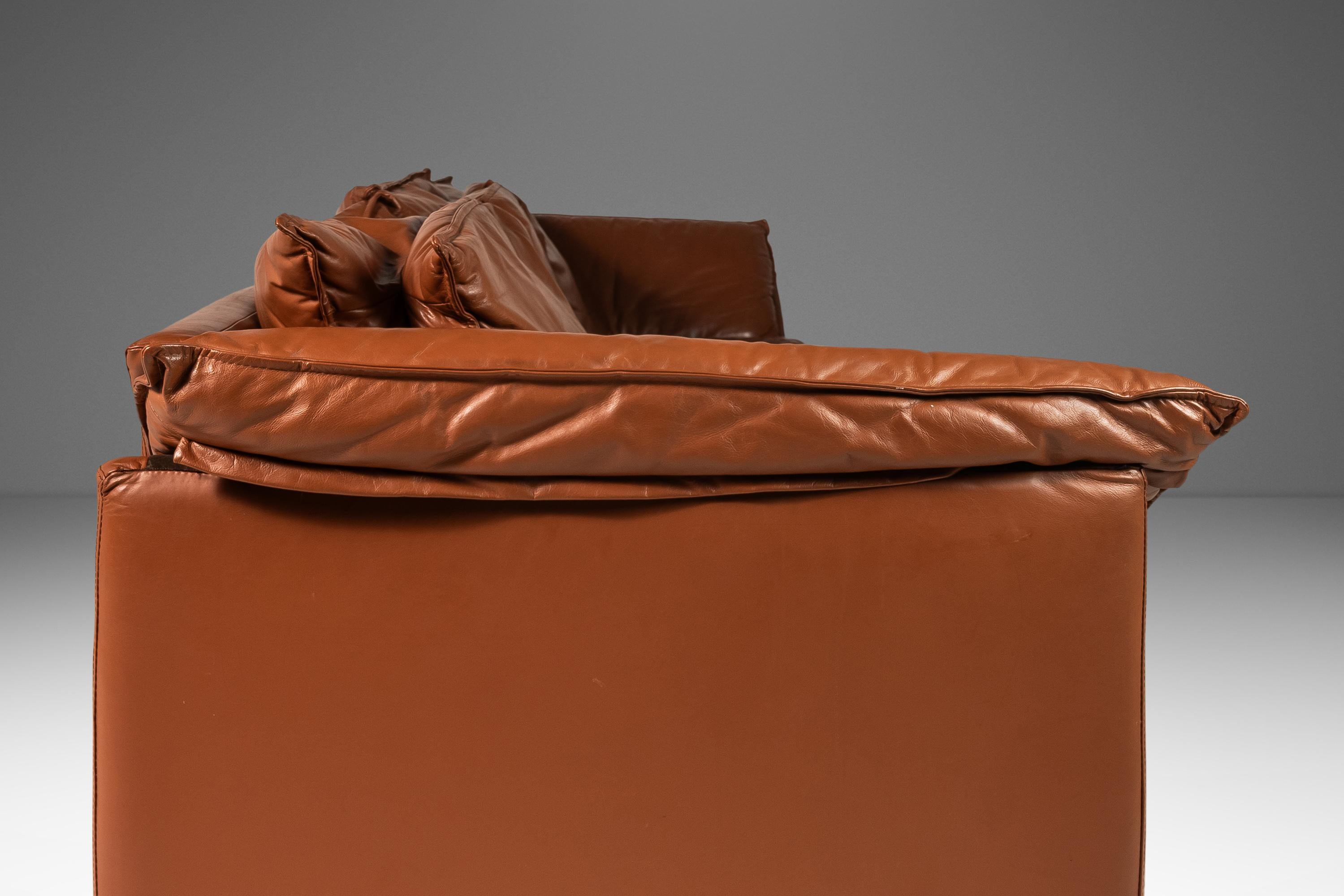 Low Profile Sofa in Cognac Brown Leather in the Manner of Niels Eilersen, 1980's For Sale 12