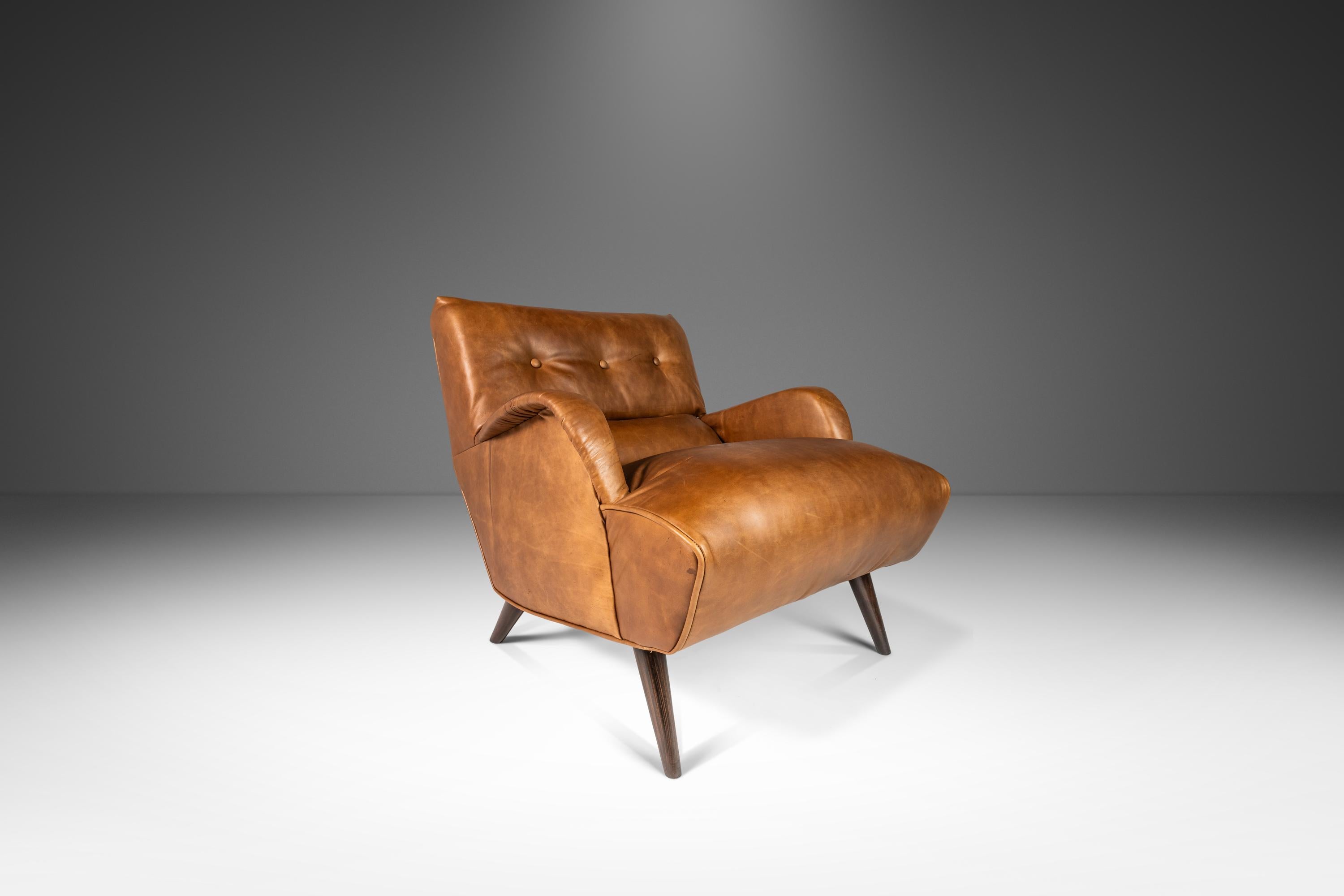 Low Profile Lounge Chair in Leather Attributed to Carlo de Carli, Italy, 1960's For Sale 5
