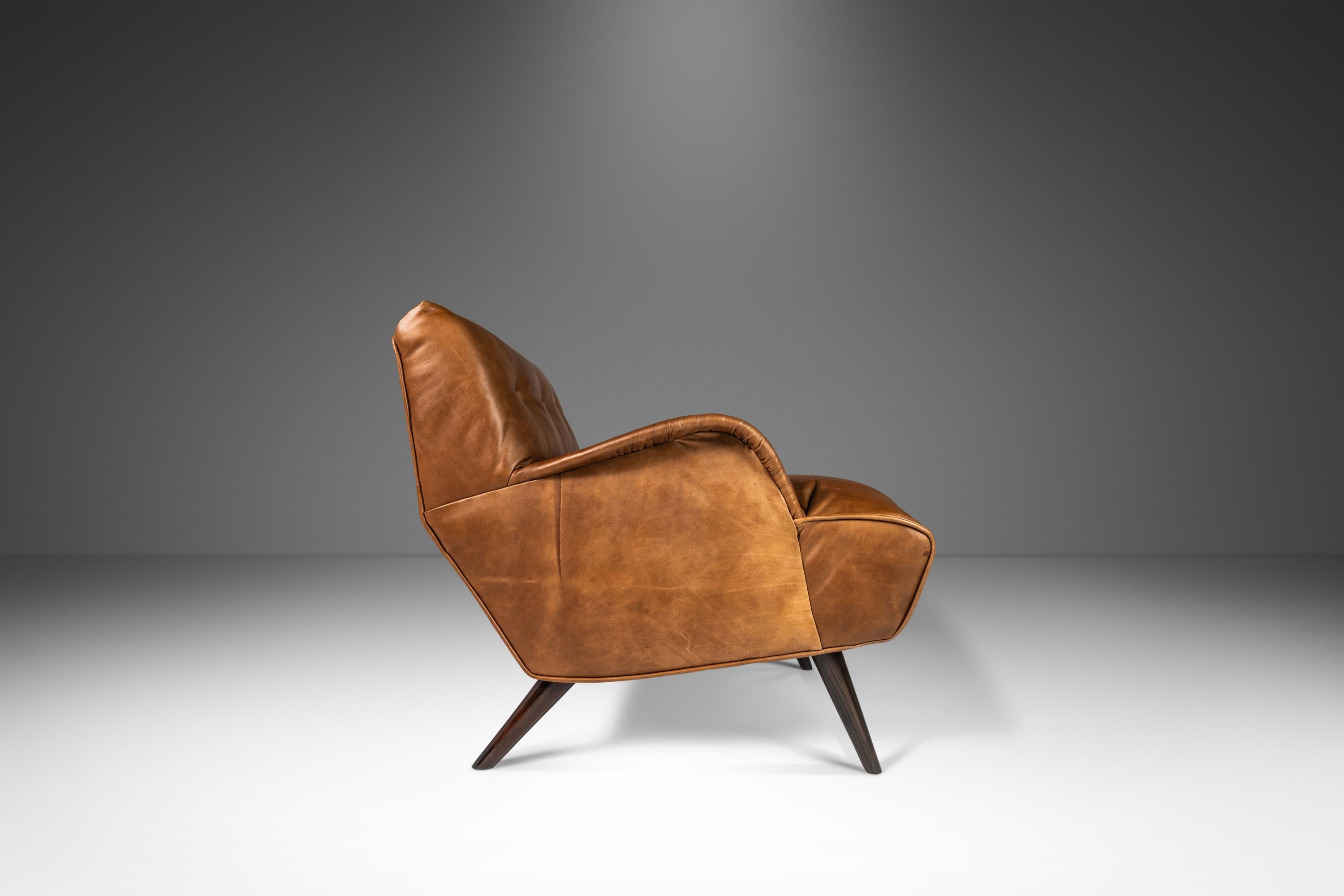 Low Profile Lounge Chair in Leather Attributed to Carlo de Carli, Italy, 1960's For Sale 6