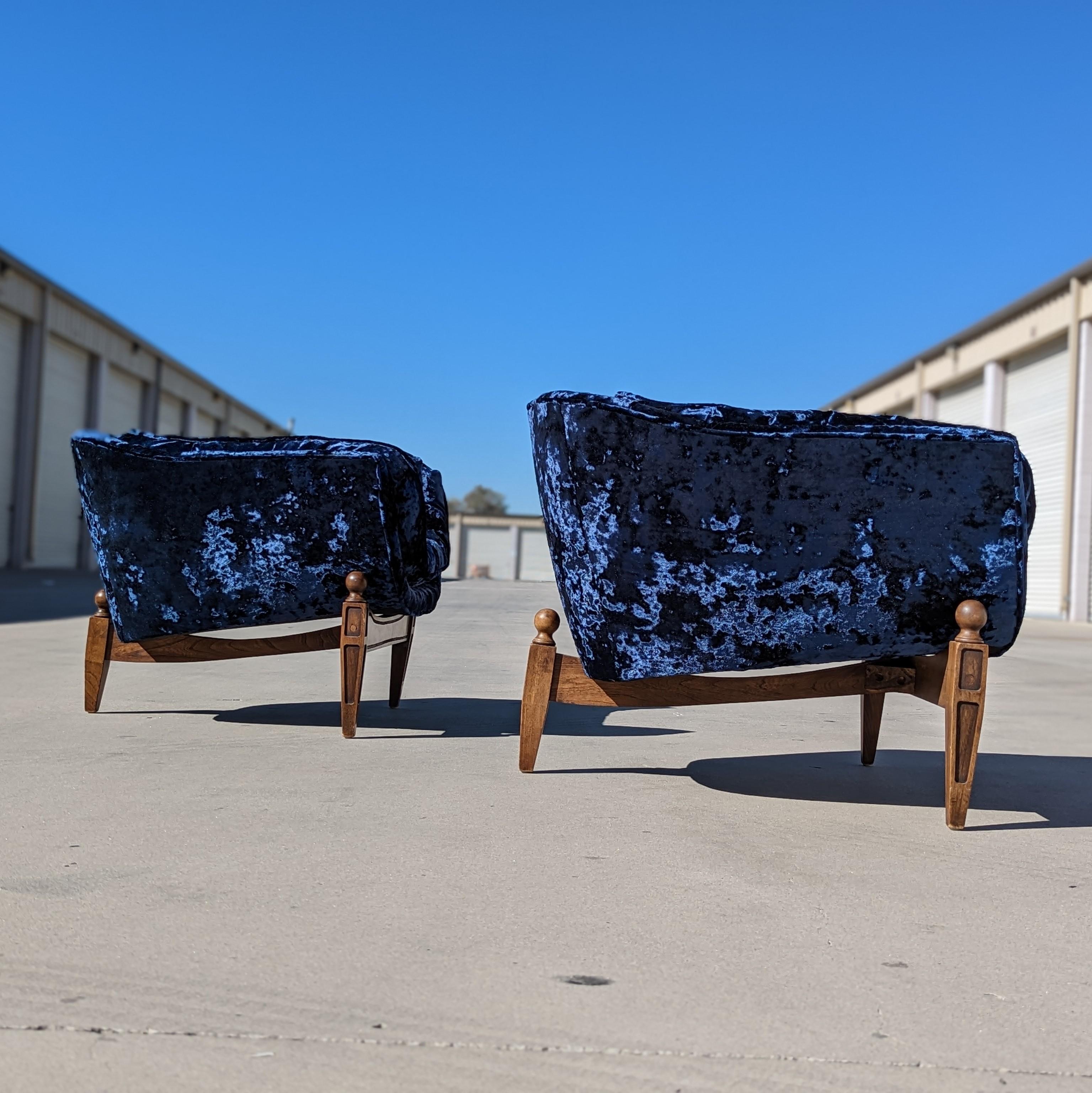 Mid-Century Modern Low Profile Lounge Chairs by Castro Convertibles Circa 1960s Mid Century For Sale