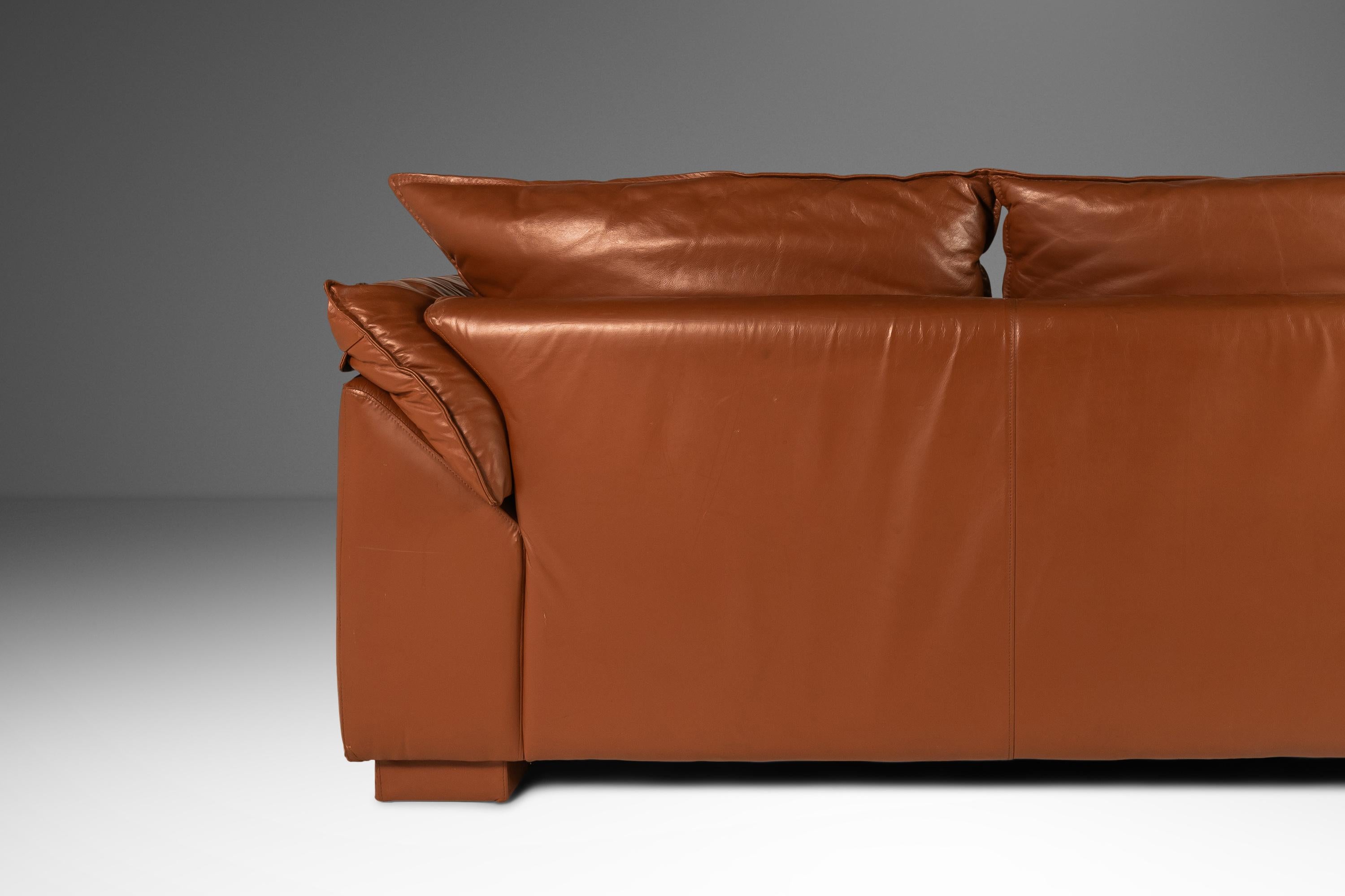 Low Profile Loveseat Sofa in Leather in the Manner of Niels Eilersen, c. 1980's For Sale 6