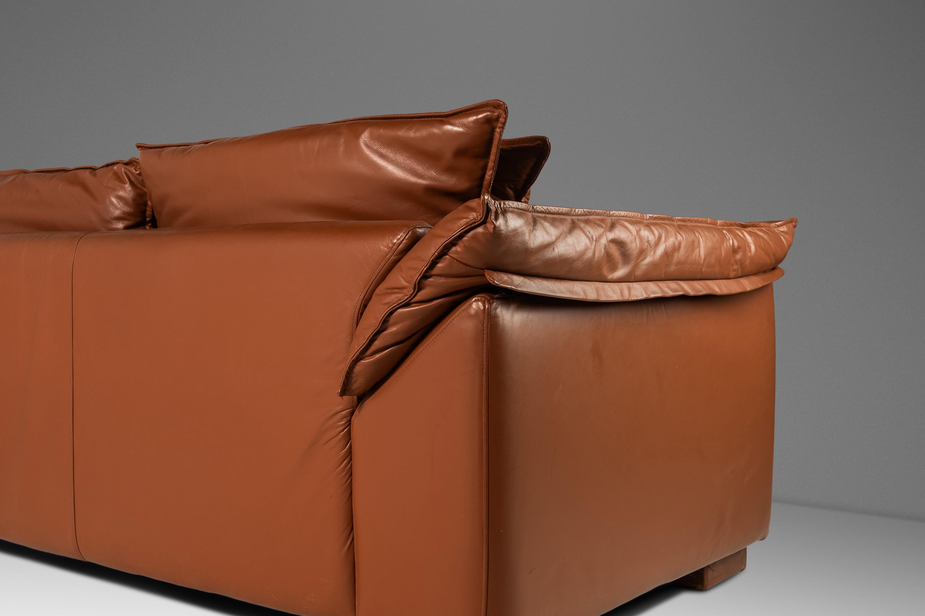 Low Profile Loveseat Sofa in Leather in the Manner of Niels Eilersen, c. 1980's For Sale 1