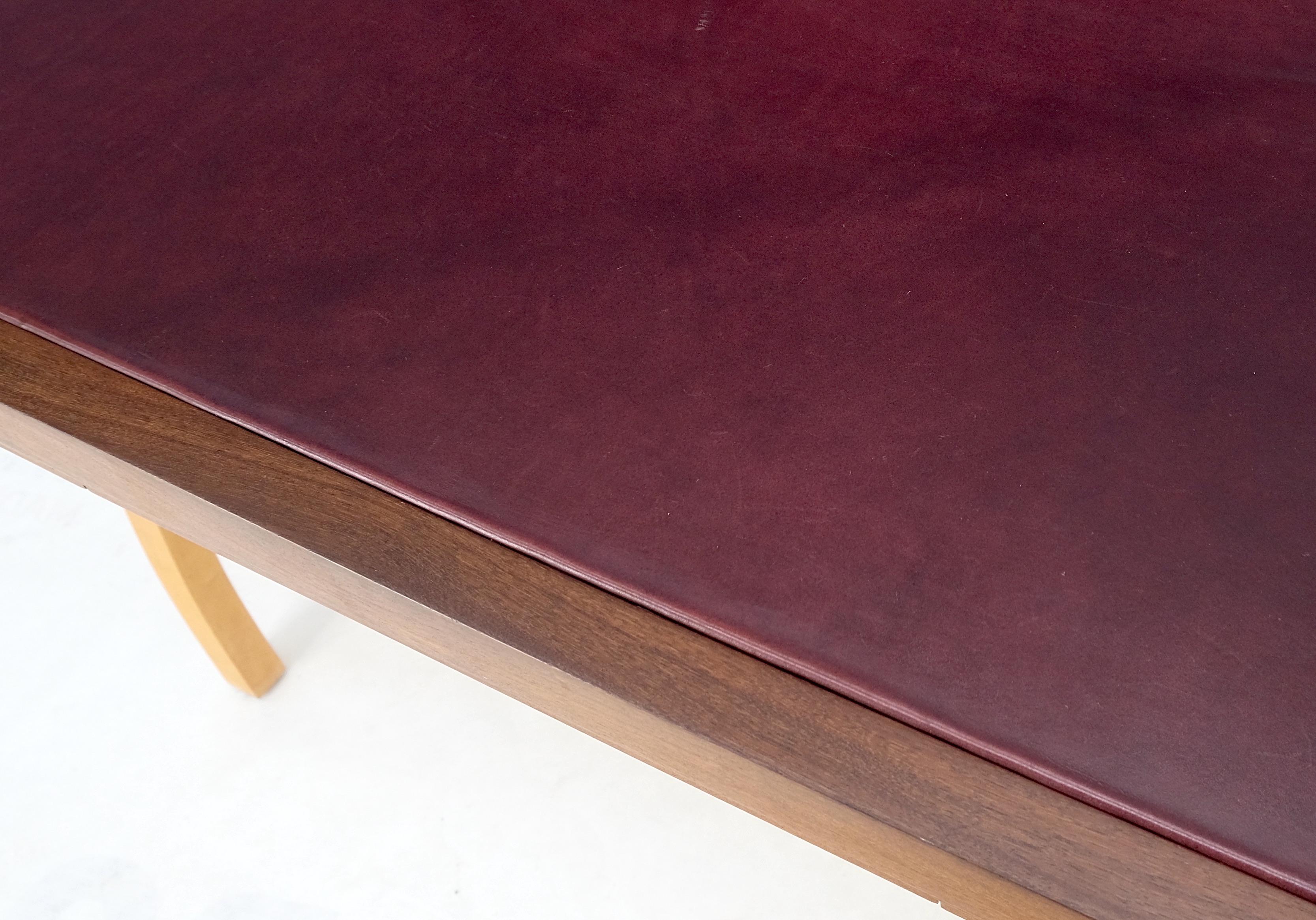 Low Profile One Drawer Mid-Century Modern Burgundy Leather Top Blonde Desk Mint! For Sale 5