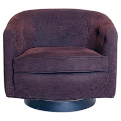Low Profile Swivel Lounge Chair in the Style of Milo Baughman