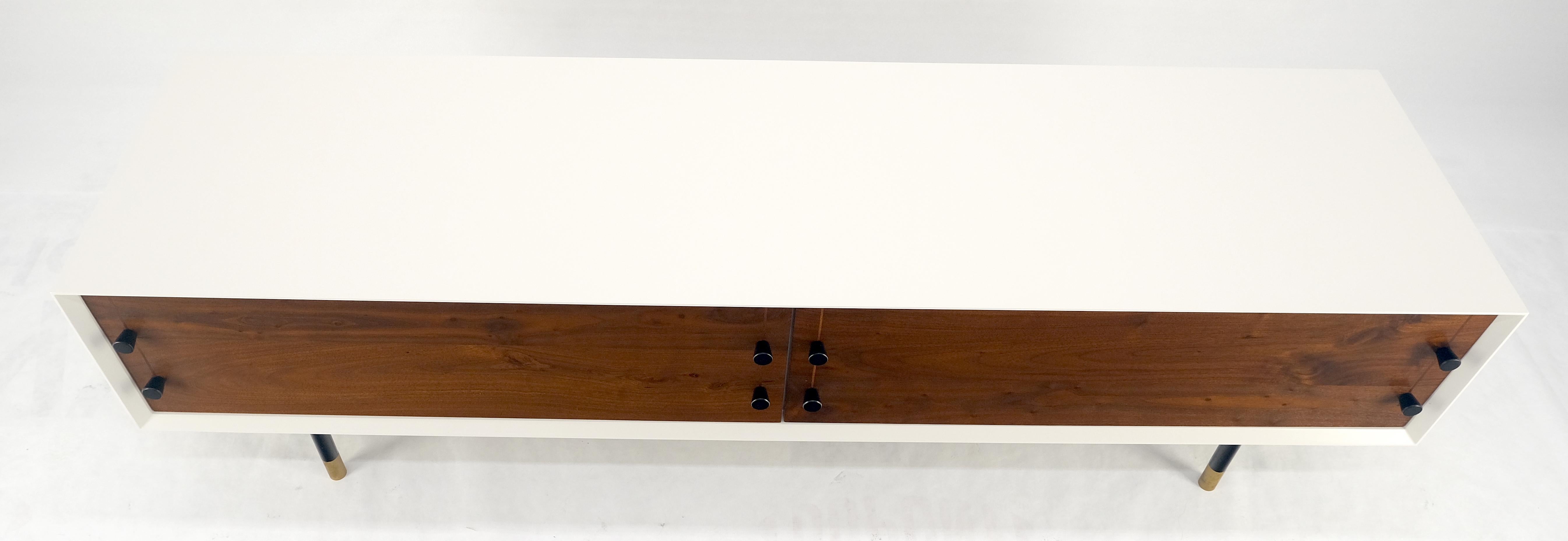 ¡Bajo Perfil Laca Blanca Nogal Aceitado Cajones Mueble TV Credenza Consola MINT! en venta 1