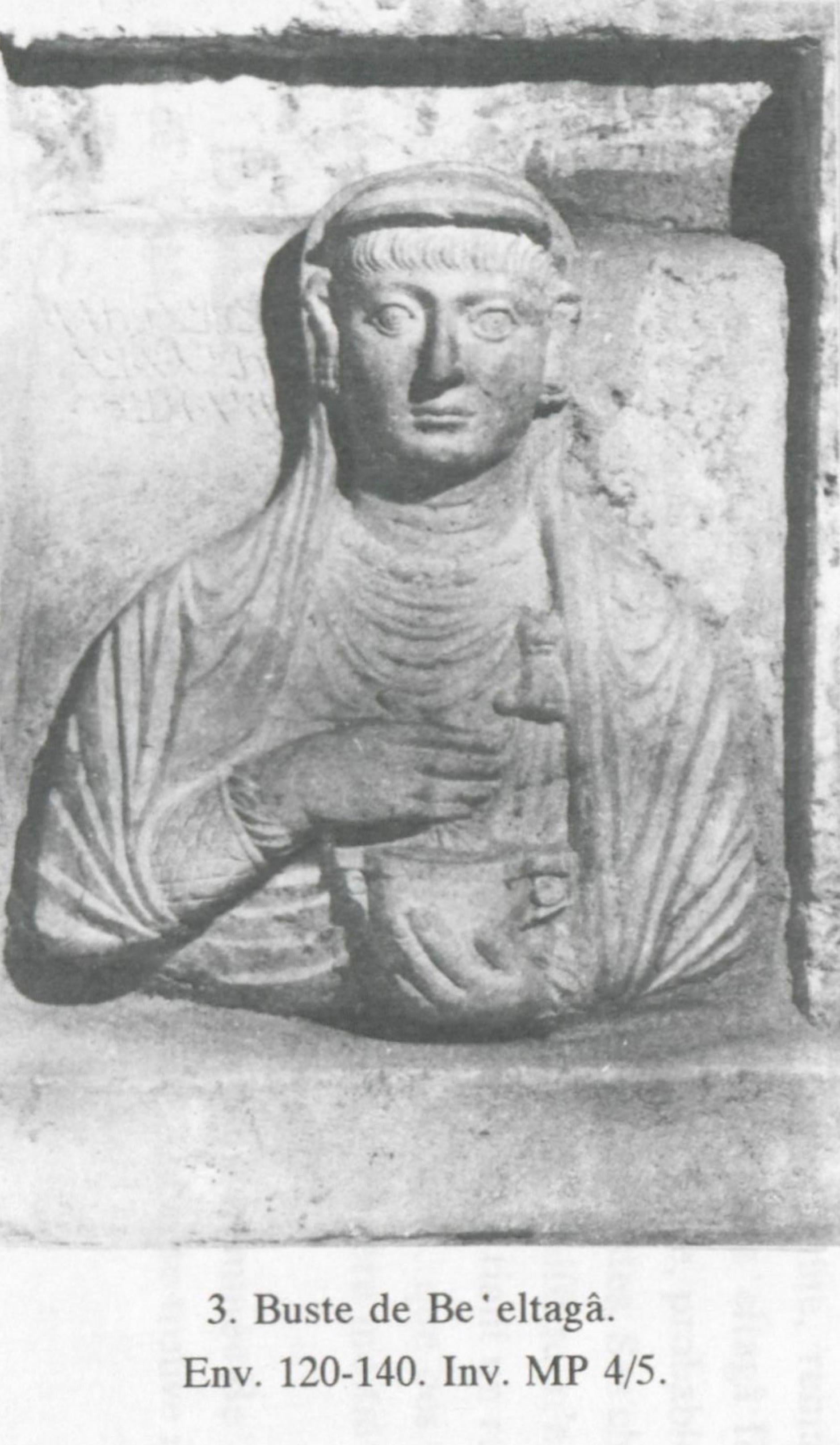 Low Relief of a Young Woman, Palmyra, 3rd Century In Good Condition In Bruxelles, BE