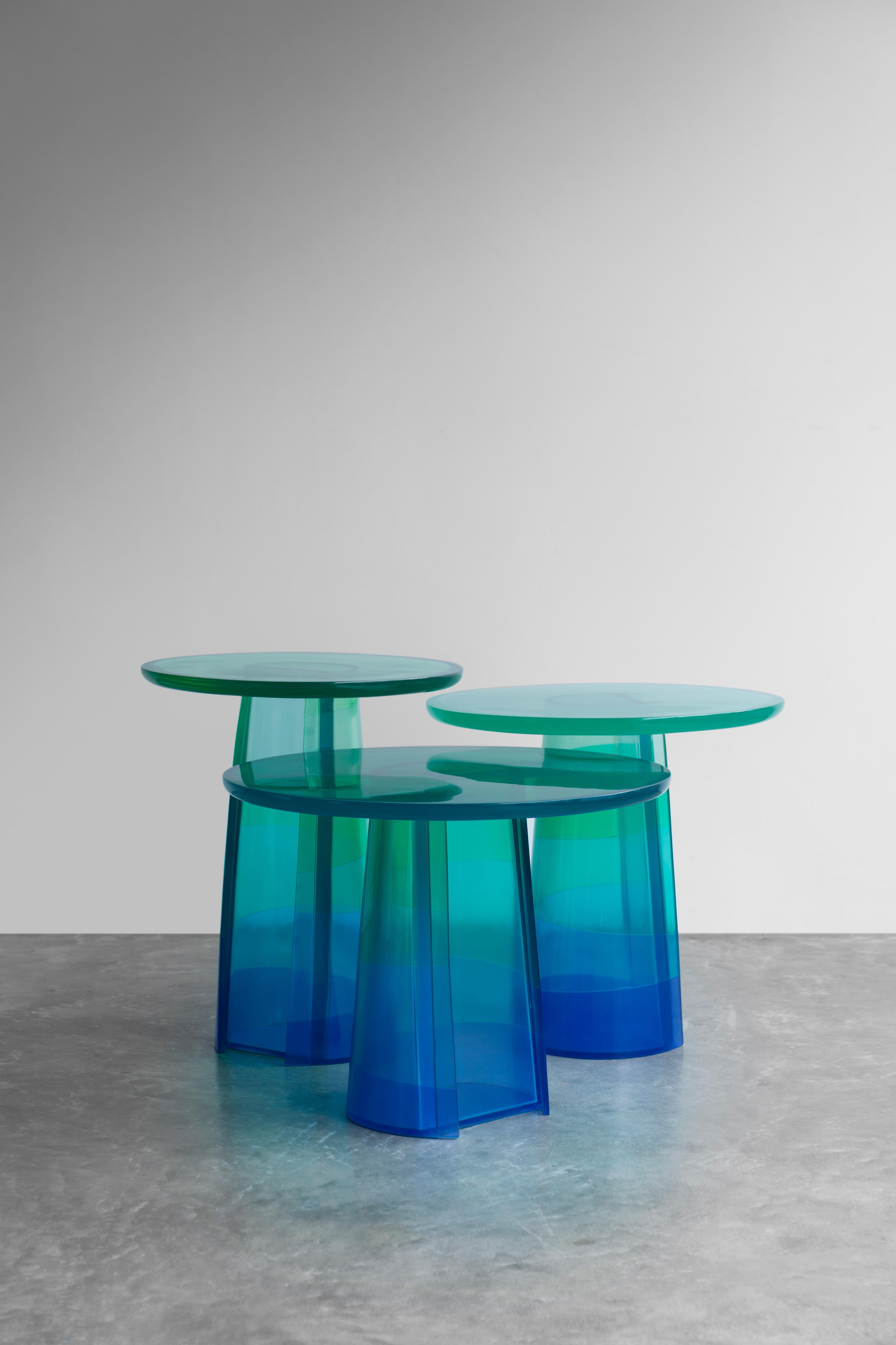 Mexican Low Resin Side Table in Blue Gradient by Paola Valle For Sale